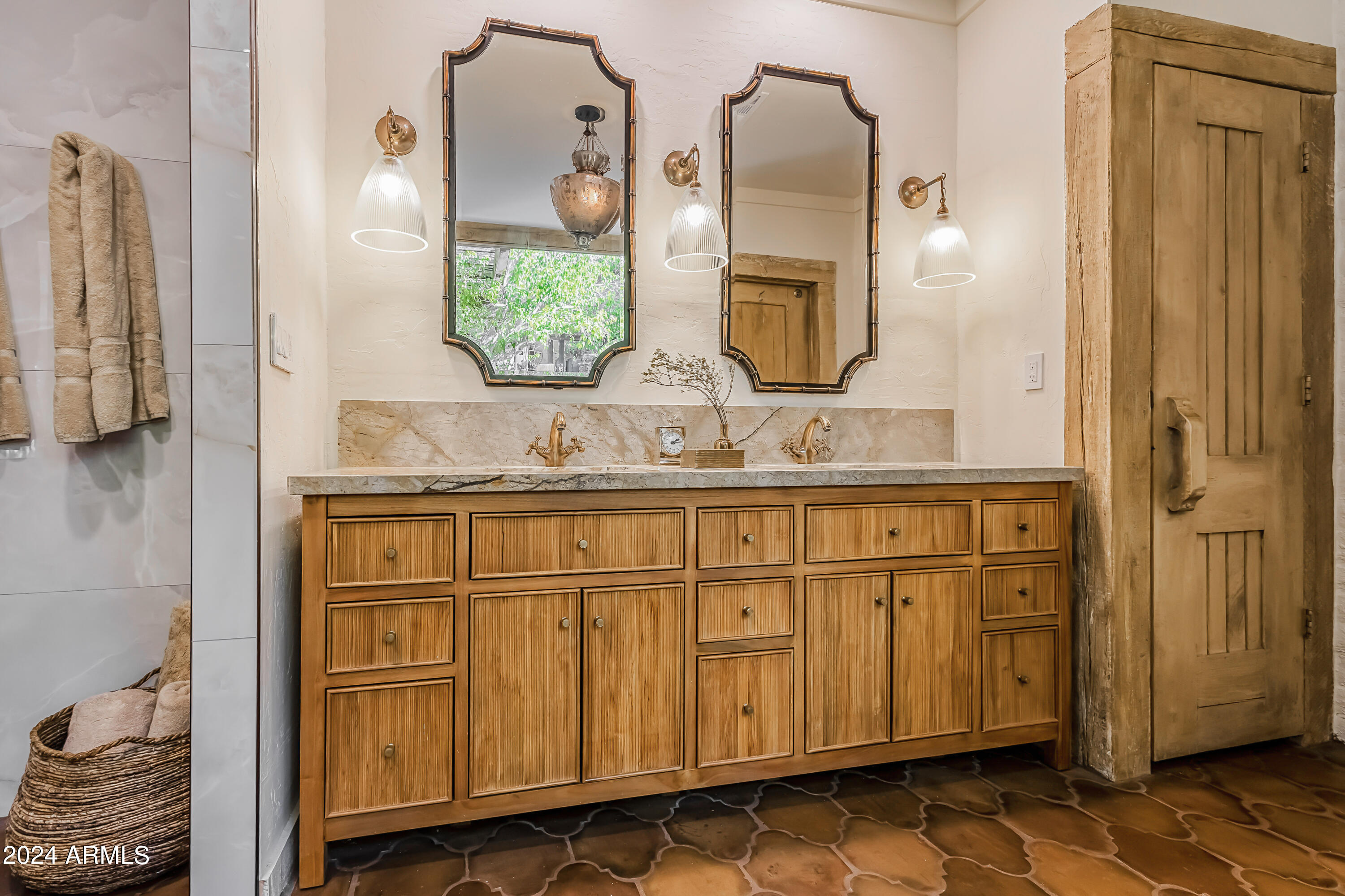 CLEARWATER HILLS - Residential