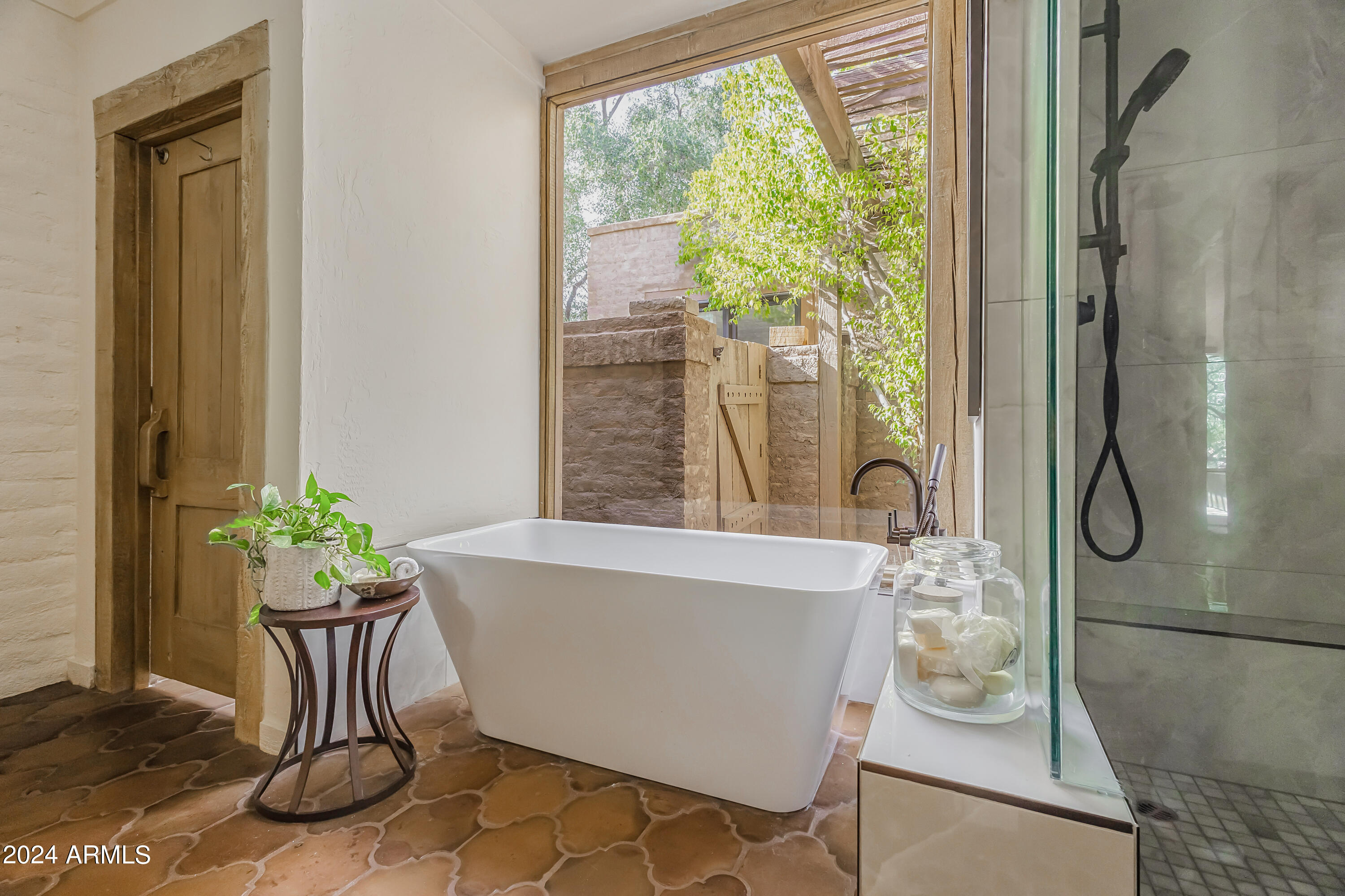 CLEARWATER HILLS - Residential