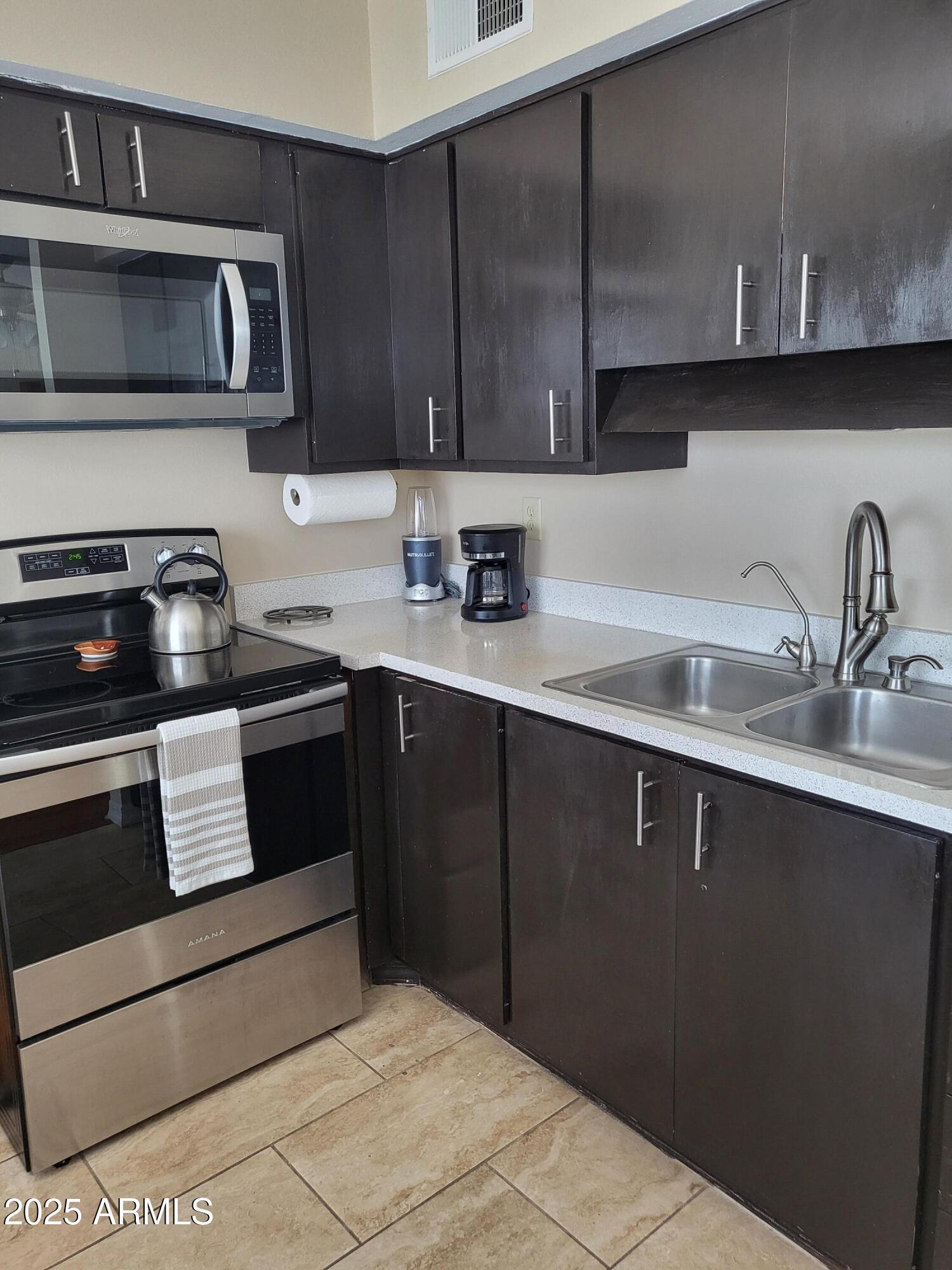 SCOTTSDALE EAST HOMES - Residential