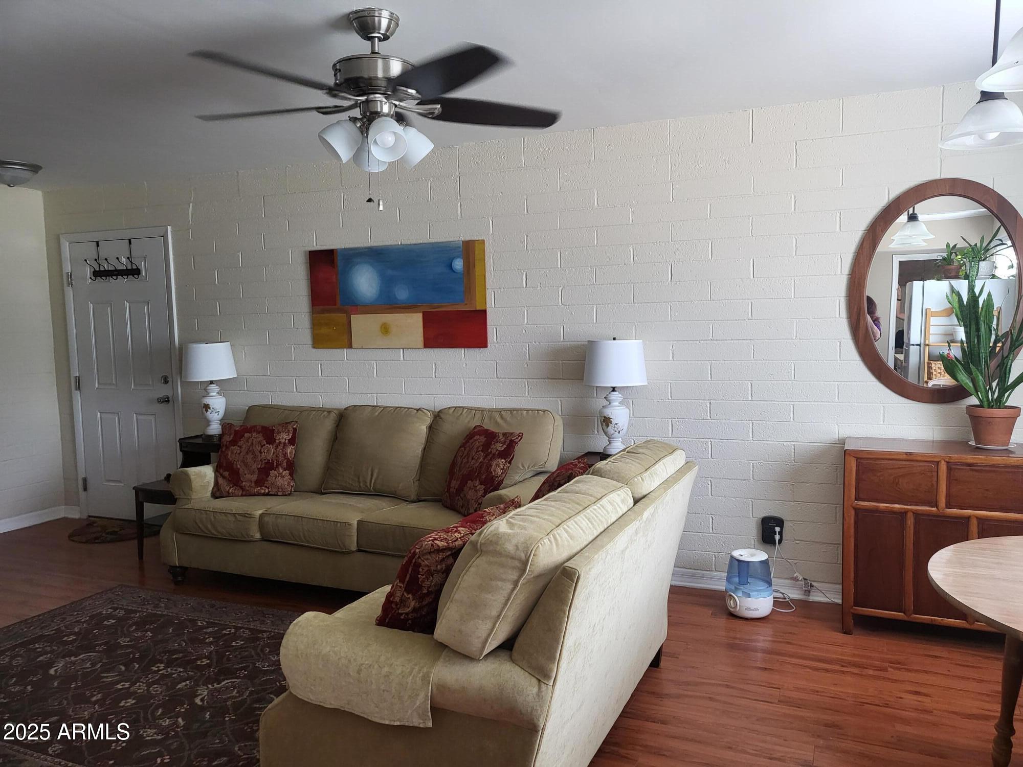 SCOTTSDALE EAST HOMES - Residential