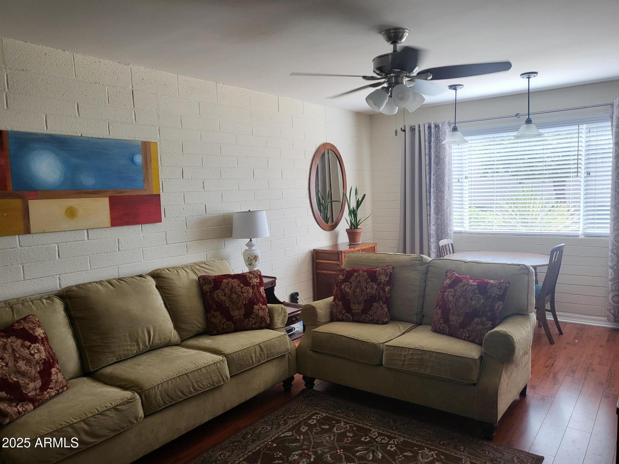 SCOTTSDALE EAST HOMES - Residential