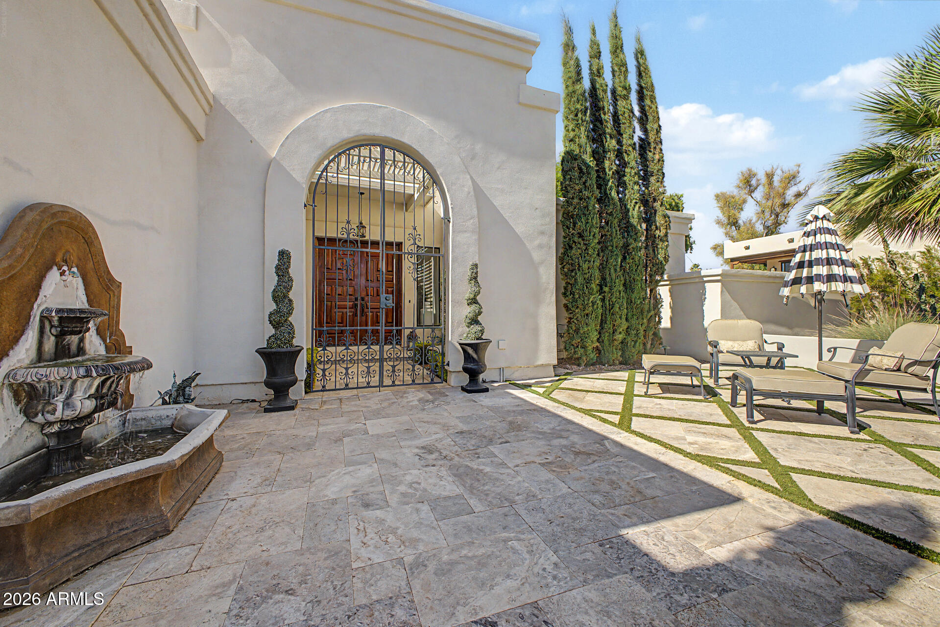 DEL PRADO - Residential