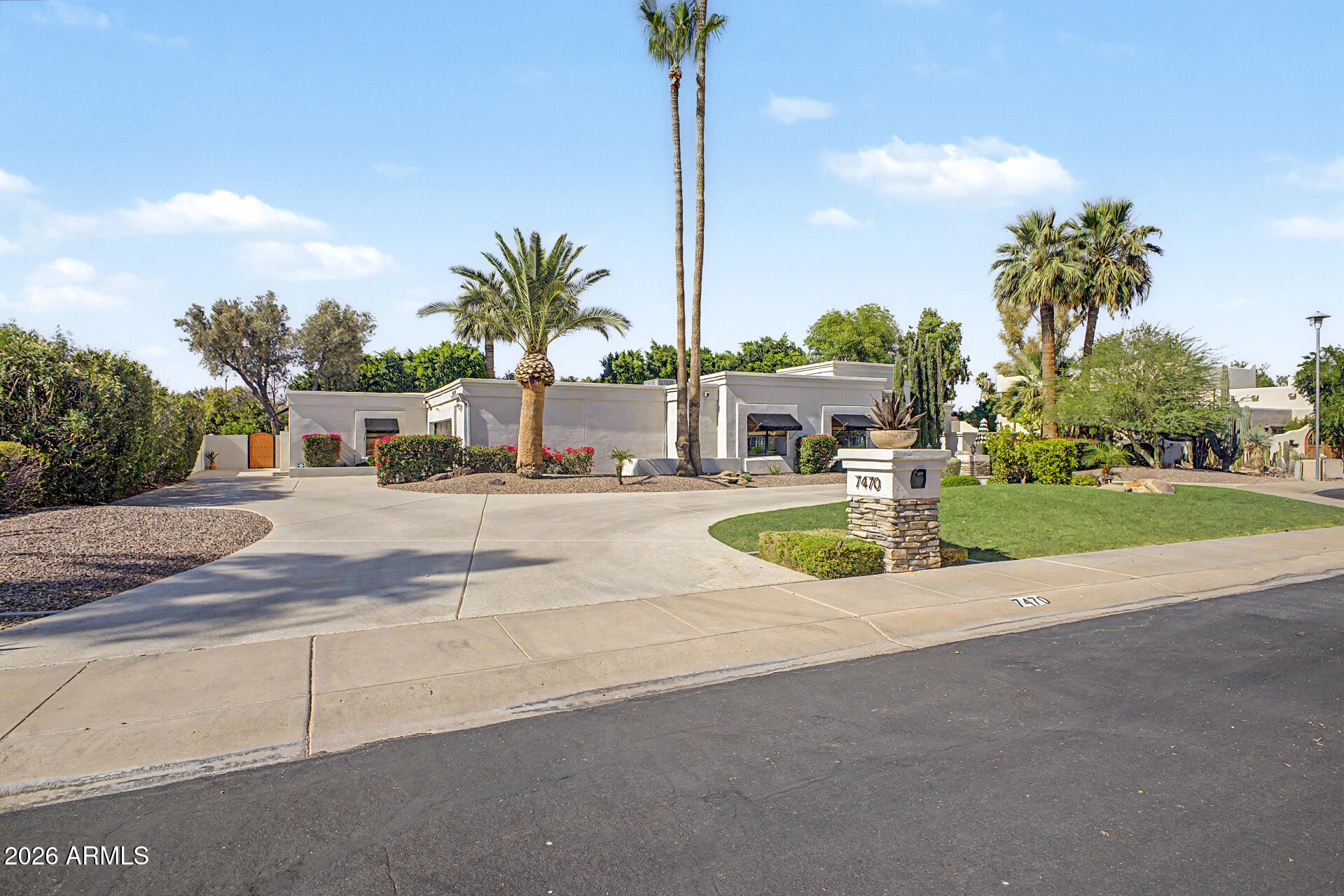 DEL PRADO - Residential