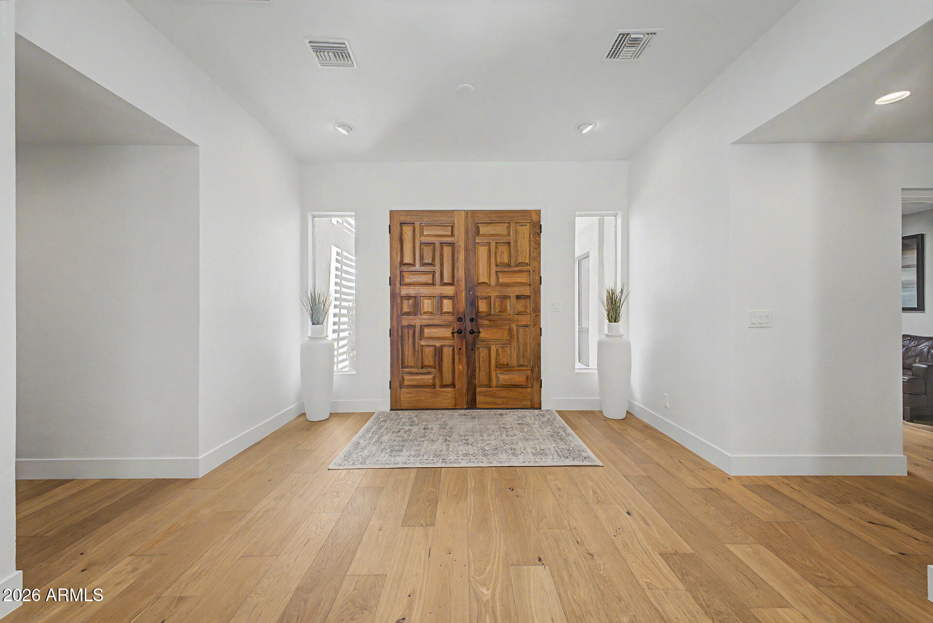 DEL PRADO - Residential