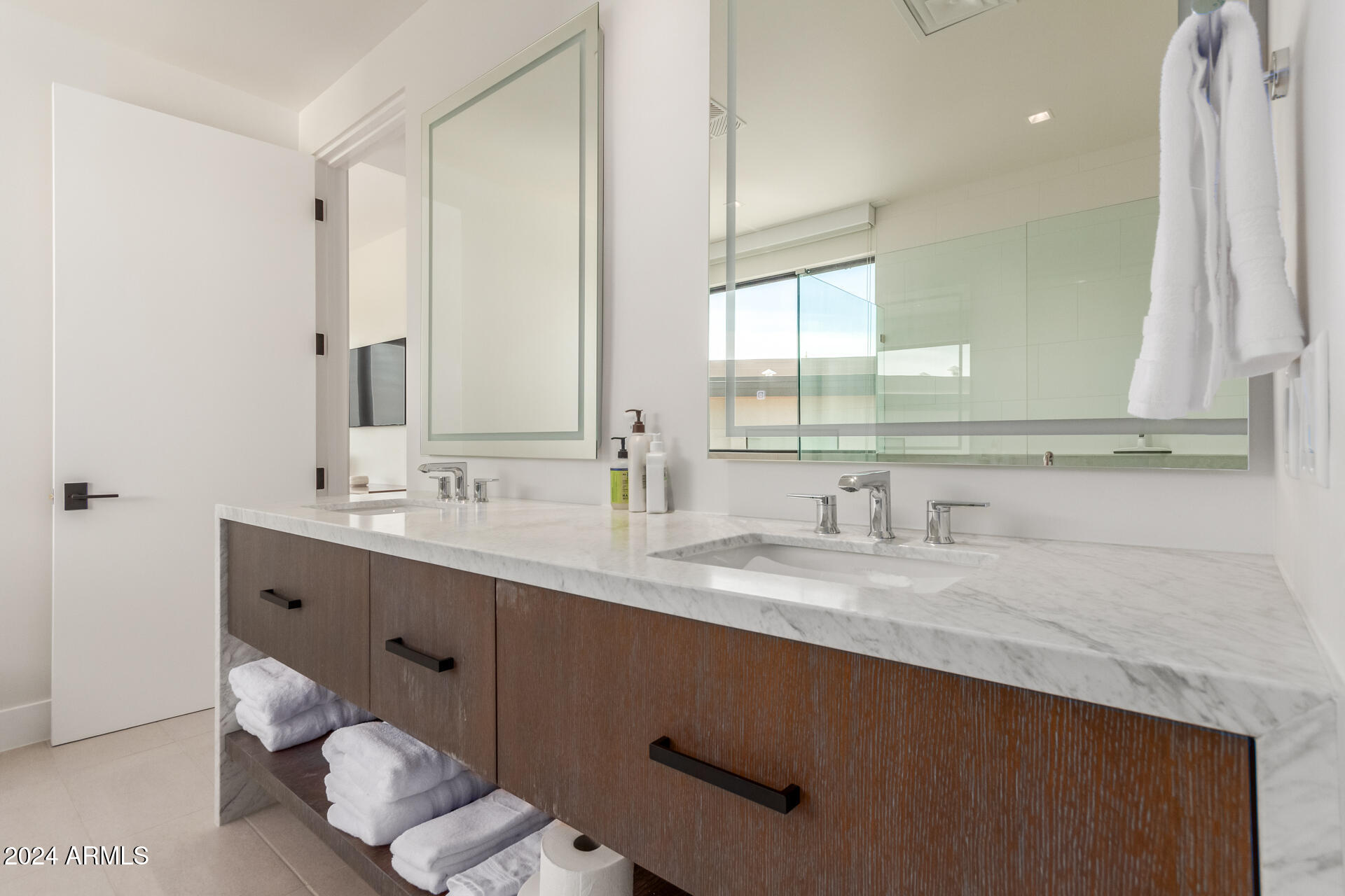 ASCENT AT THE PHOENICIAN GOLF VILLAS CONDOMINIUM - Residential
