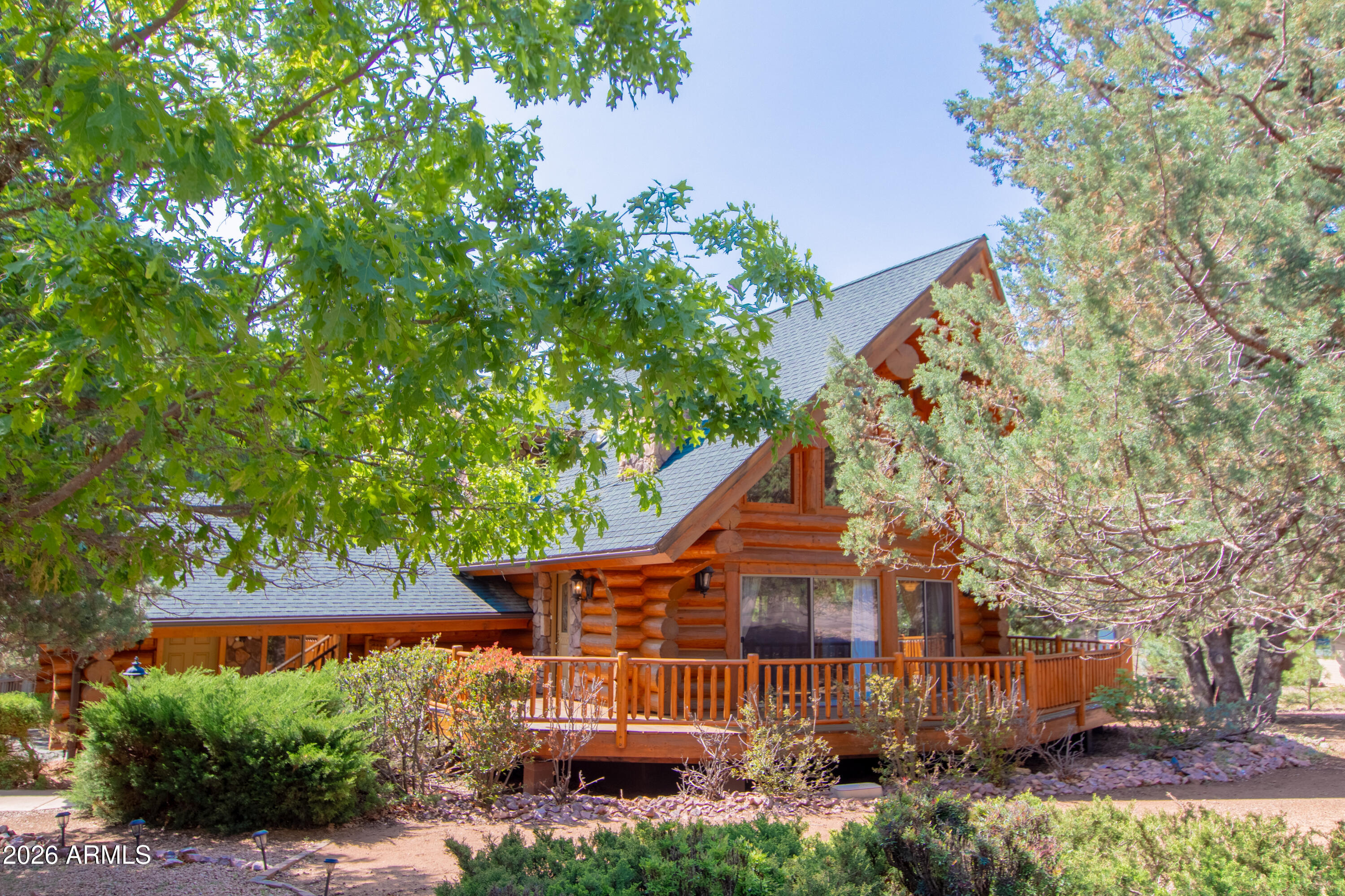 HIDDEN PINES - Residential
