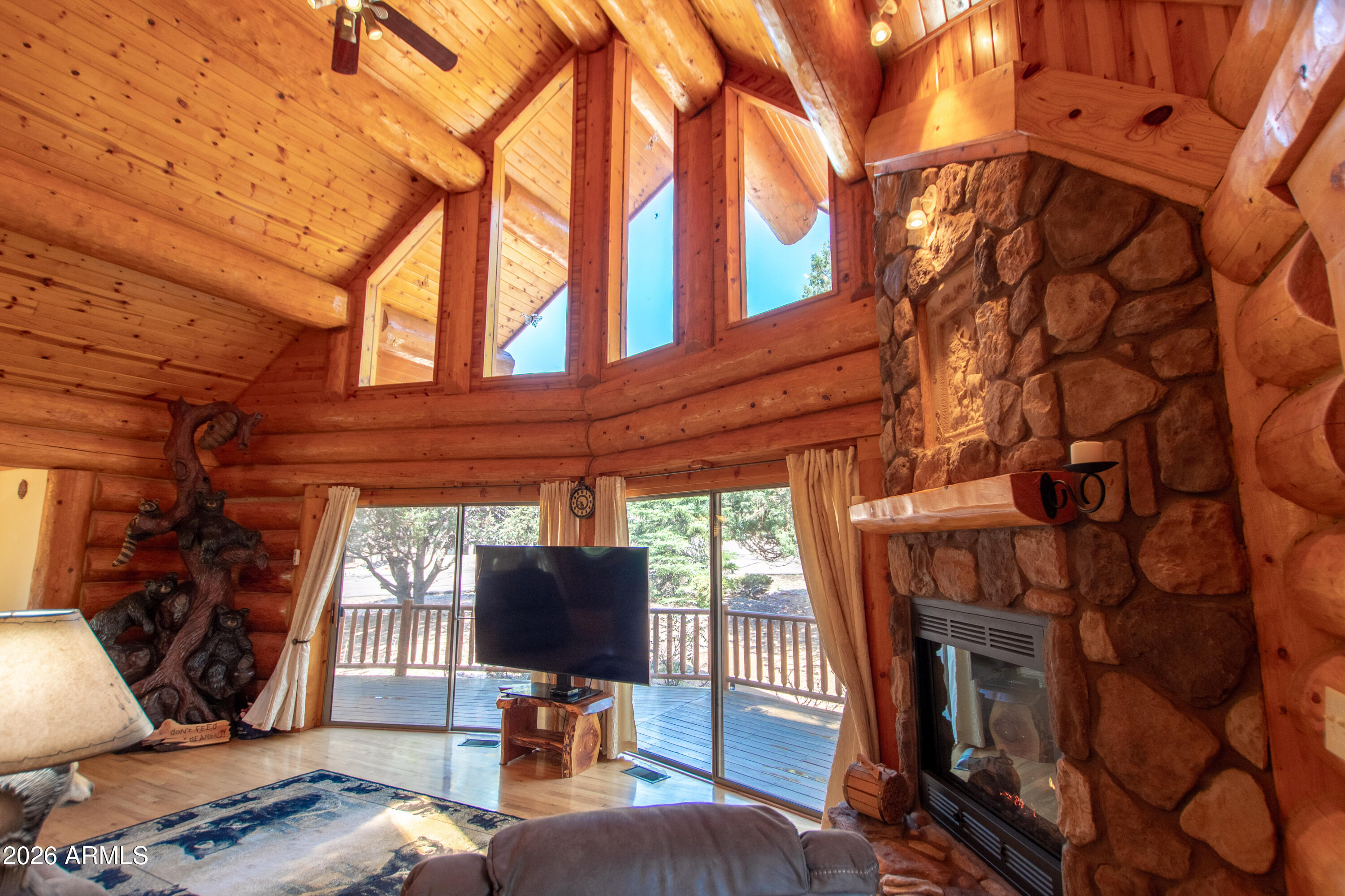 HIDDEN PINES - Residential