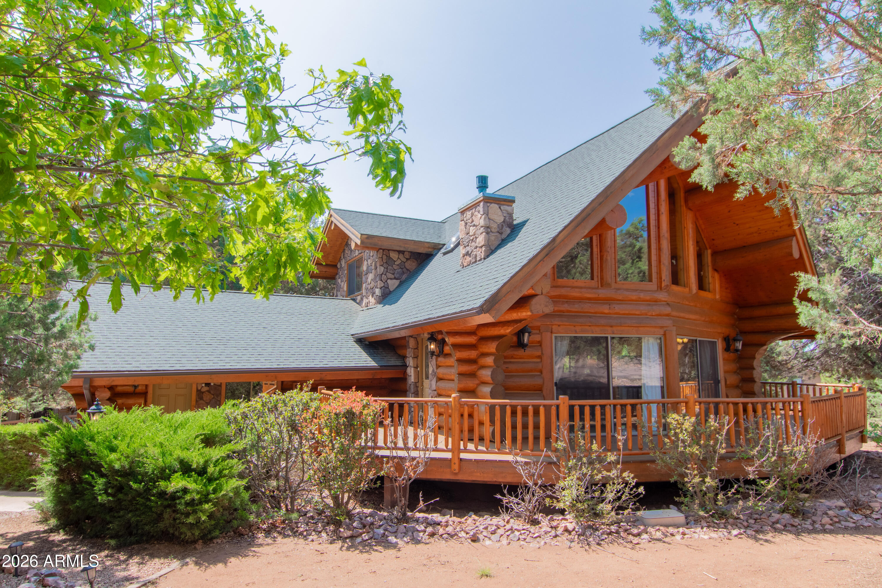 HIDDEN PINES - Residential