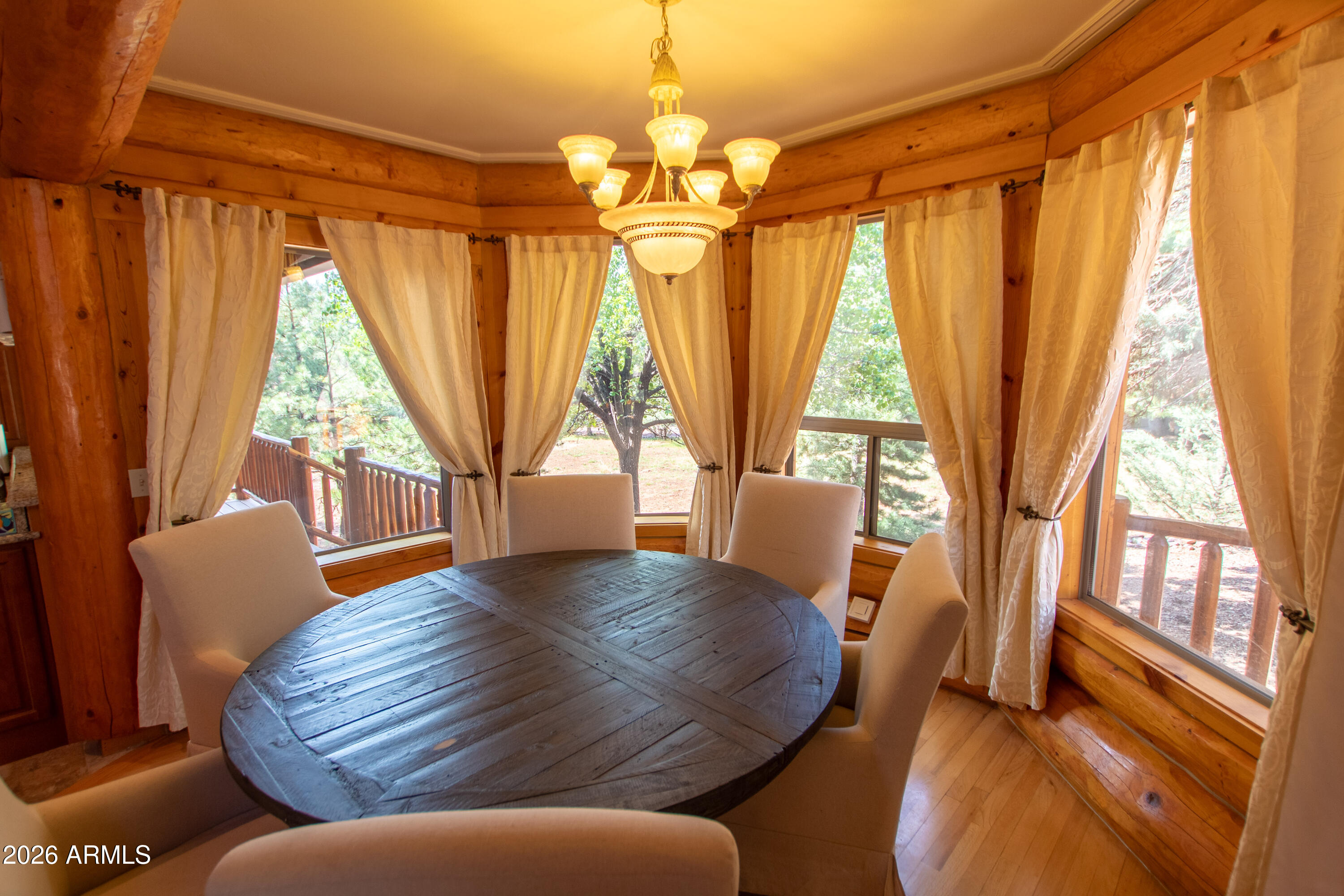 HIDDEN PINES - Residential