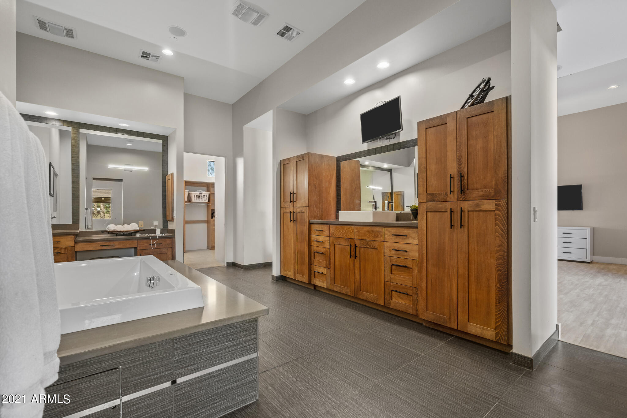 INDIAN BEND RANCHOS - Residential
