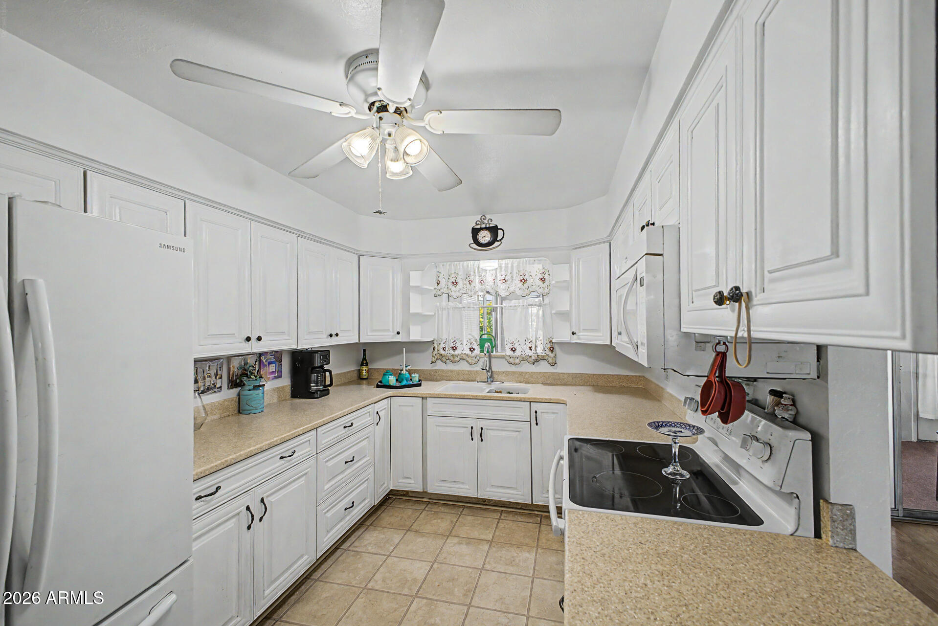 DREAMLAND VILLA 5 - Residential