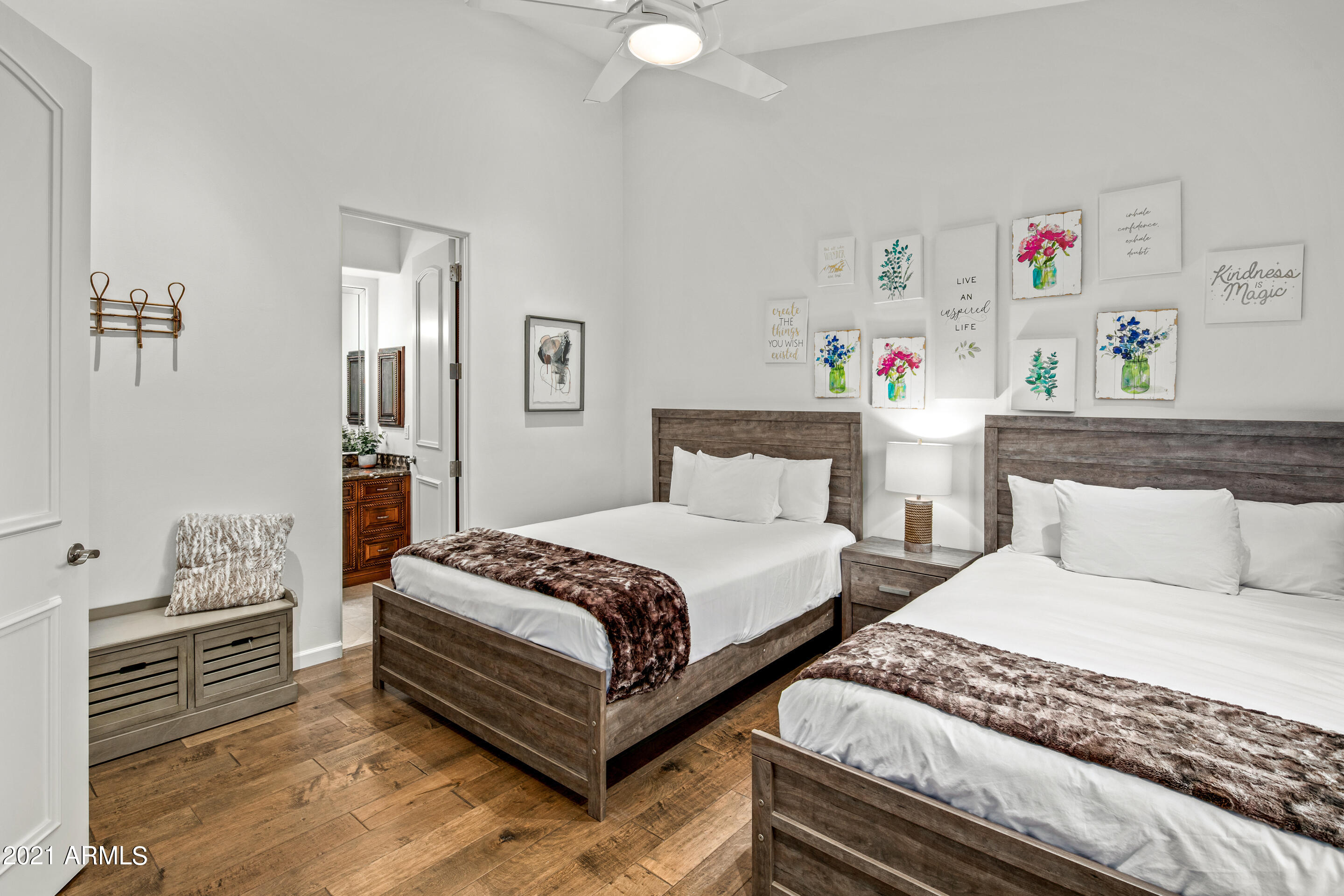 HUMMINGBIRD COURT - Residential