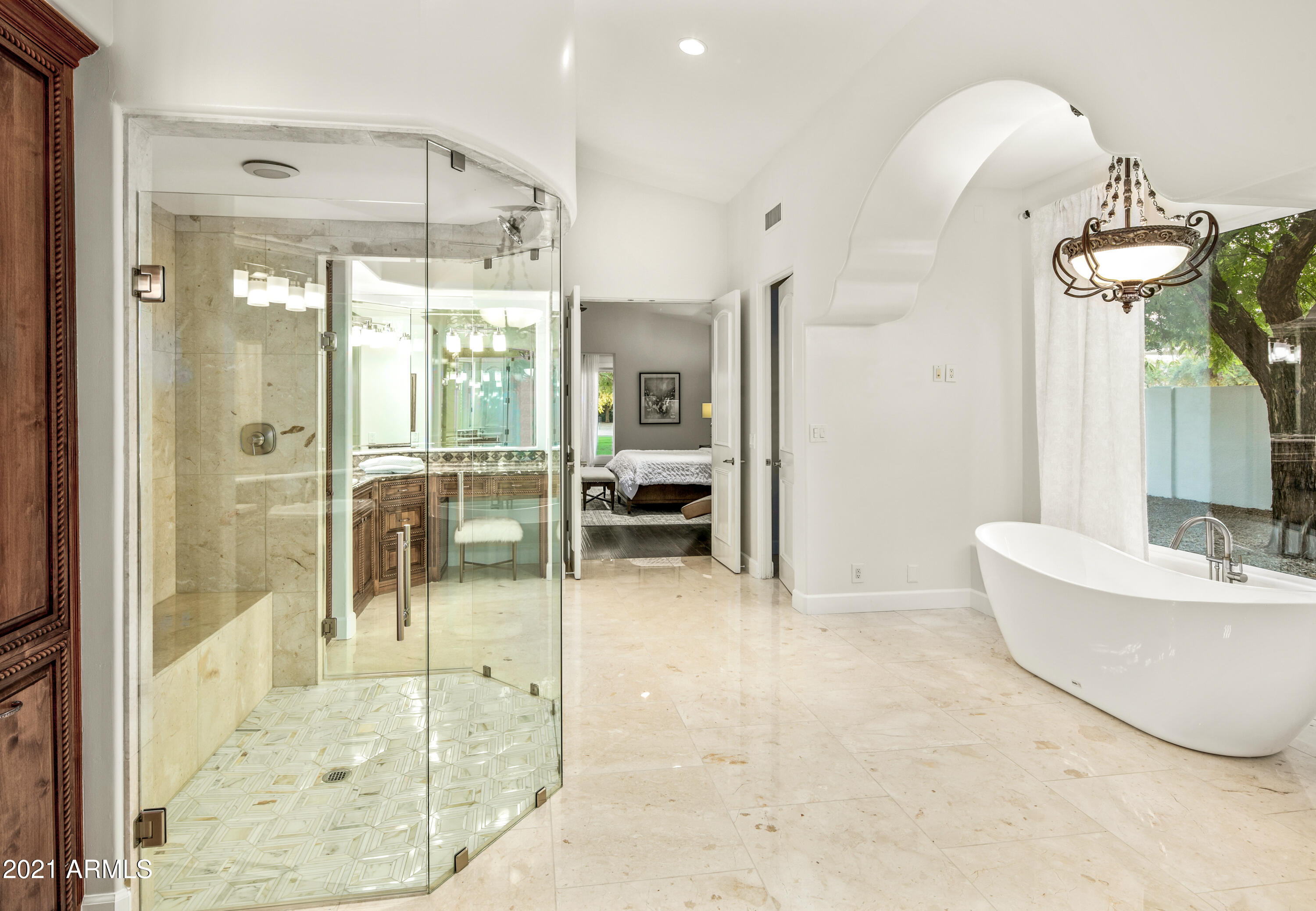 HUMMINGBIRD COURT - Residential