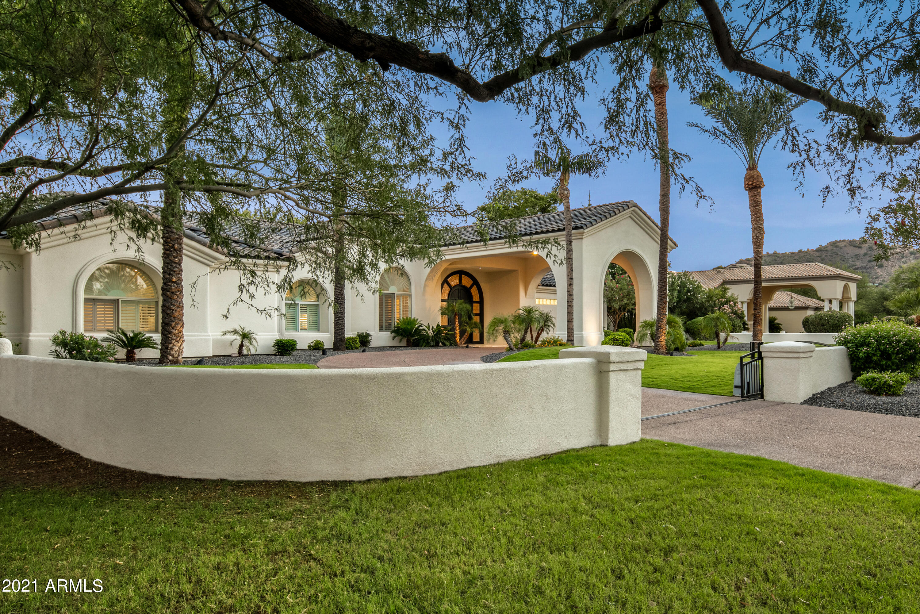 HUMMINGBIRD COURT - Residential