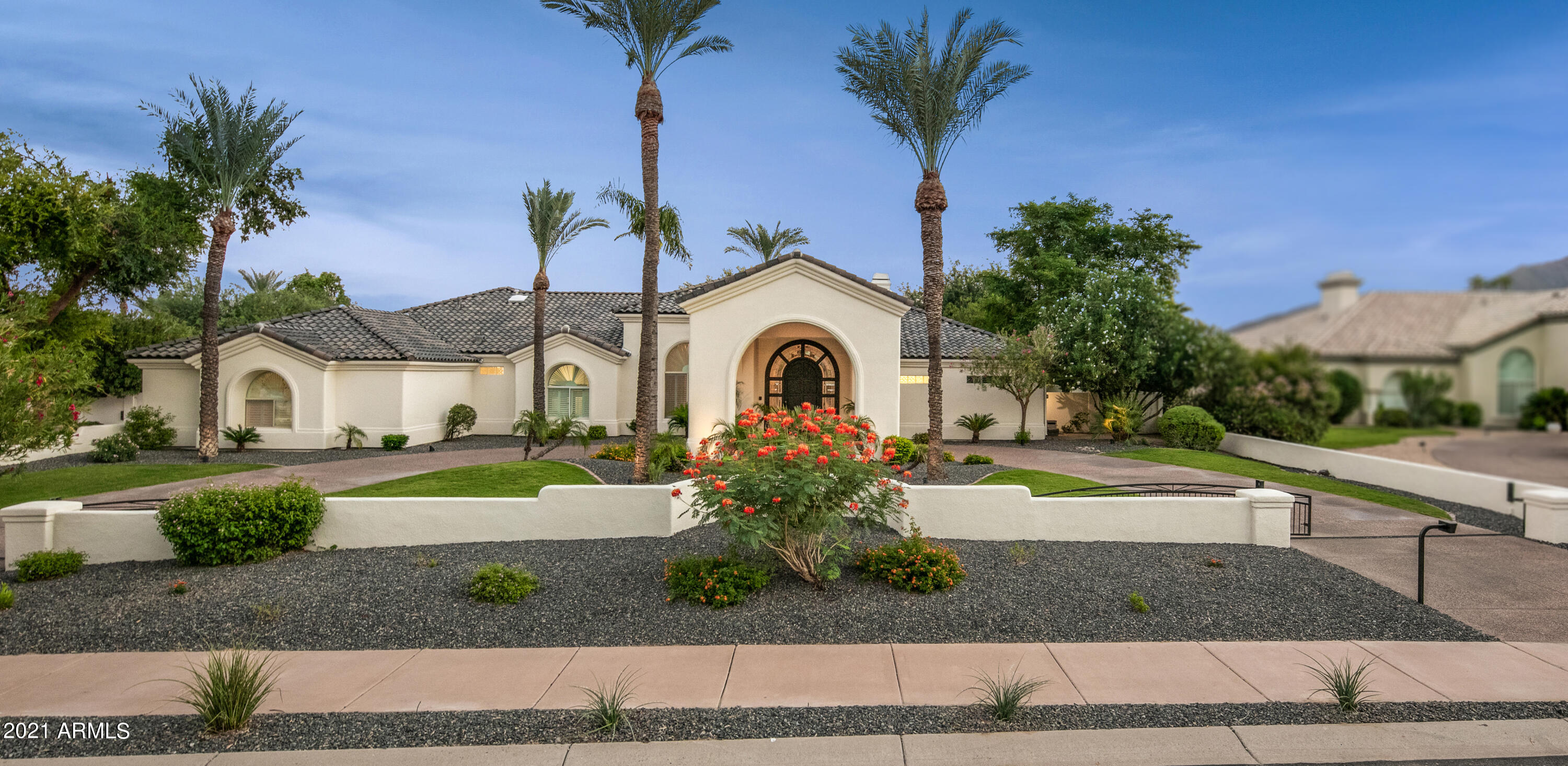 HUMMINGBIRD COURT - Residential