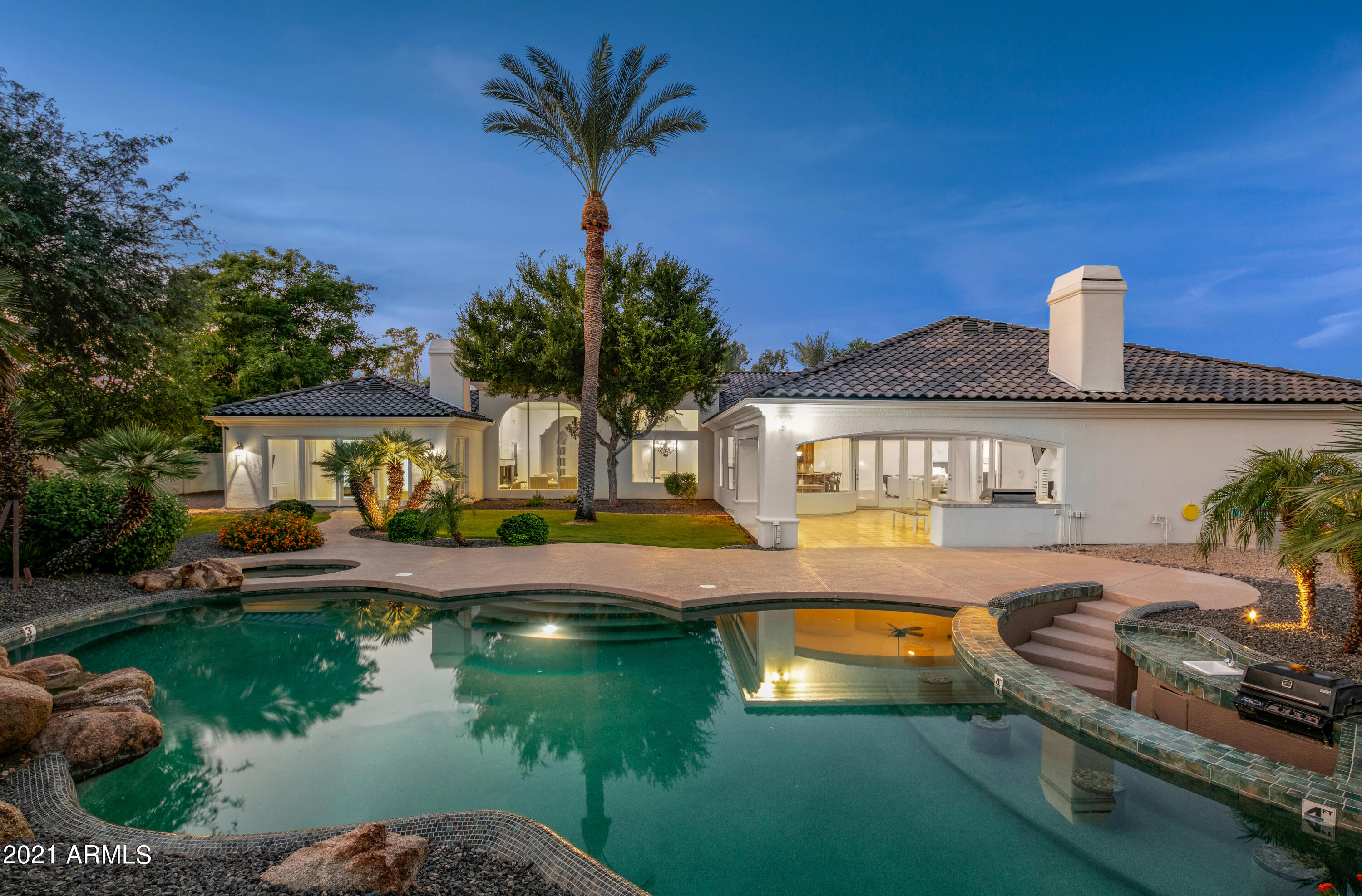 HUMMINGBIRD COURT - Residential