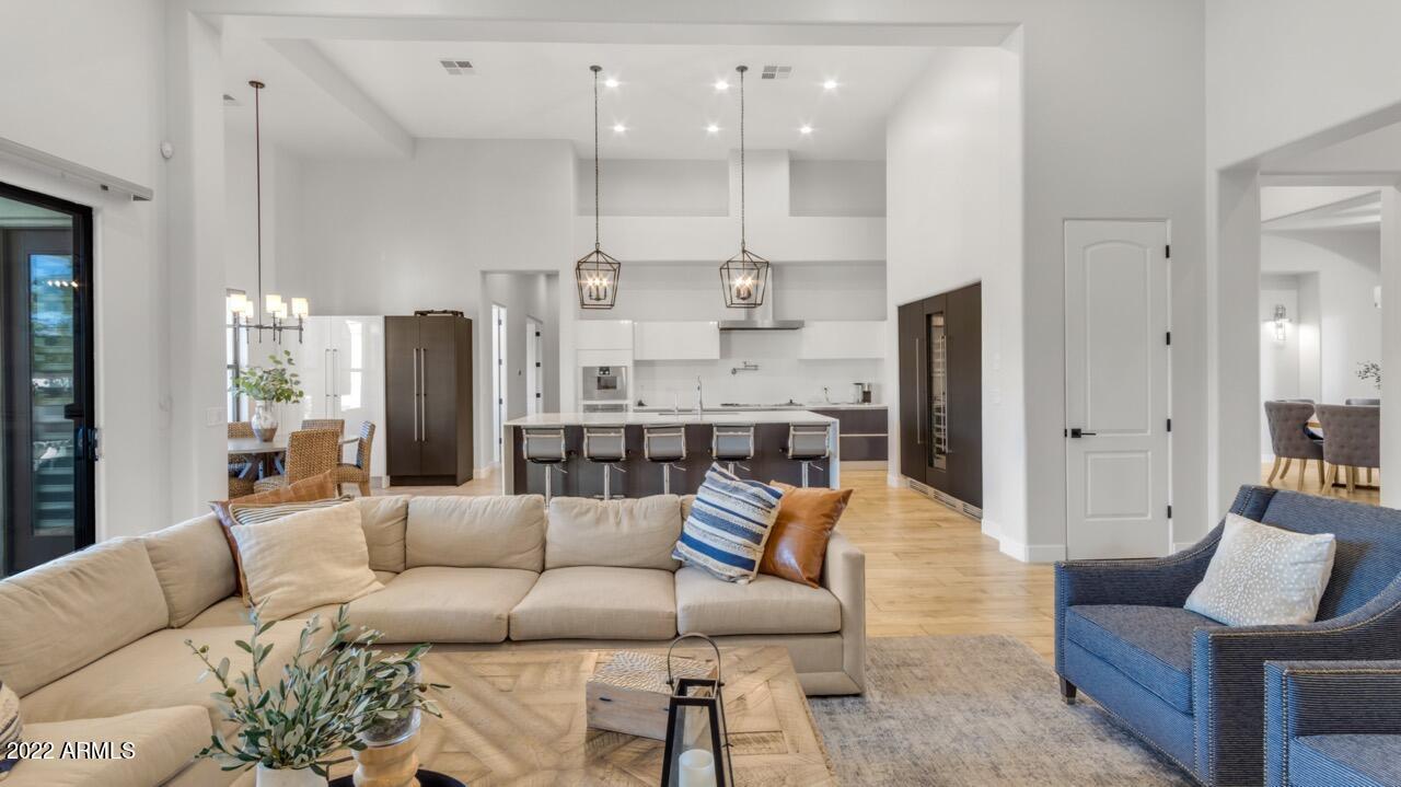 WESTON RANCH AMD - Residential