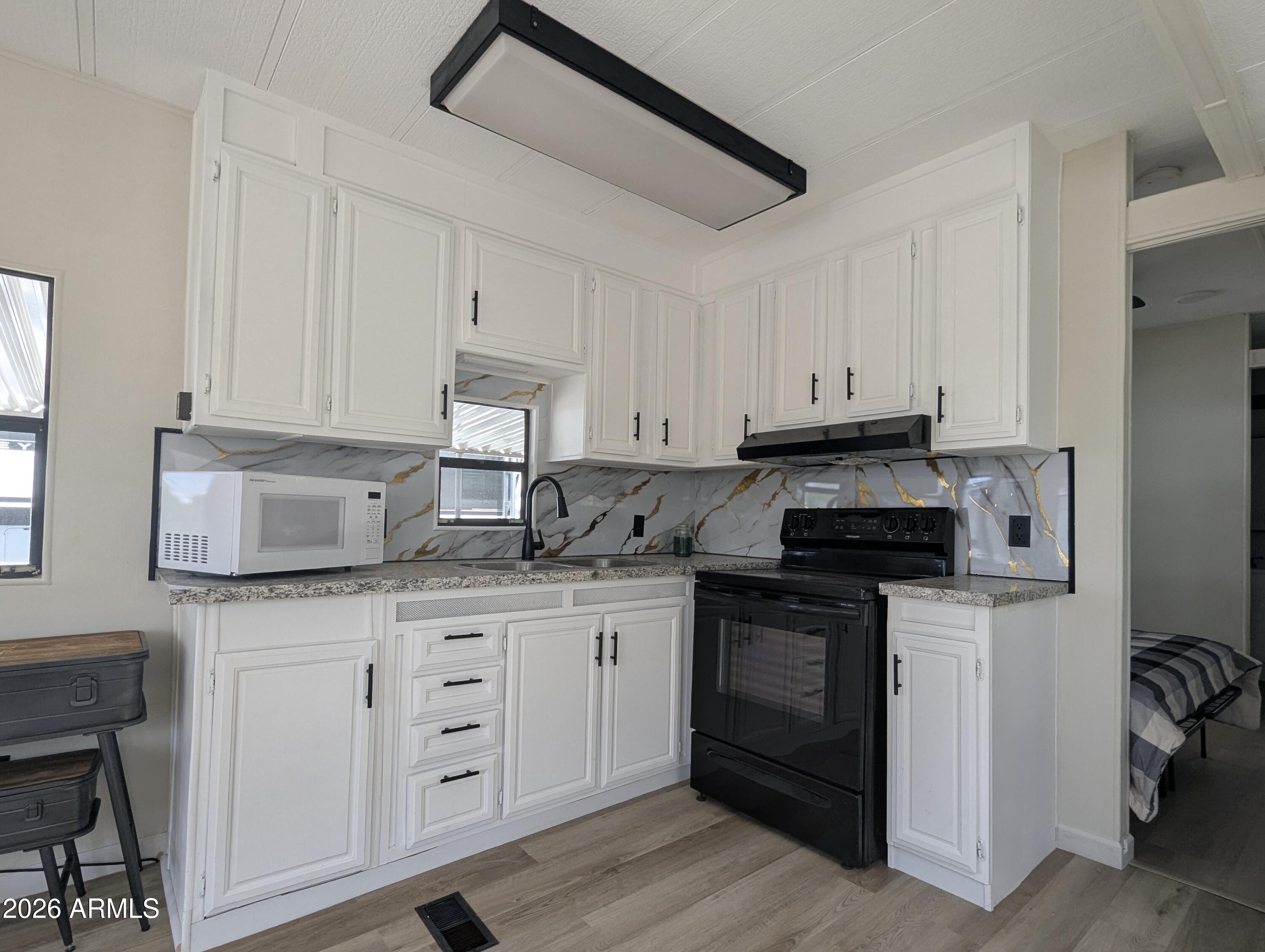 CALIENTE CASA DE SOL UNIT FOUR - Residential