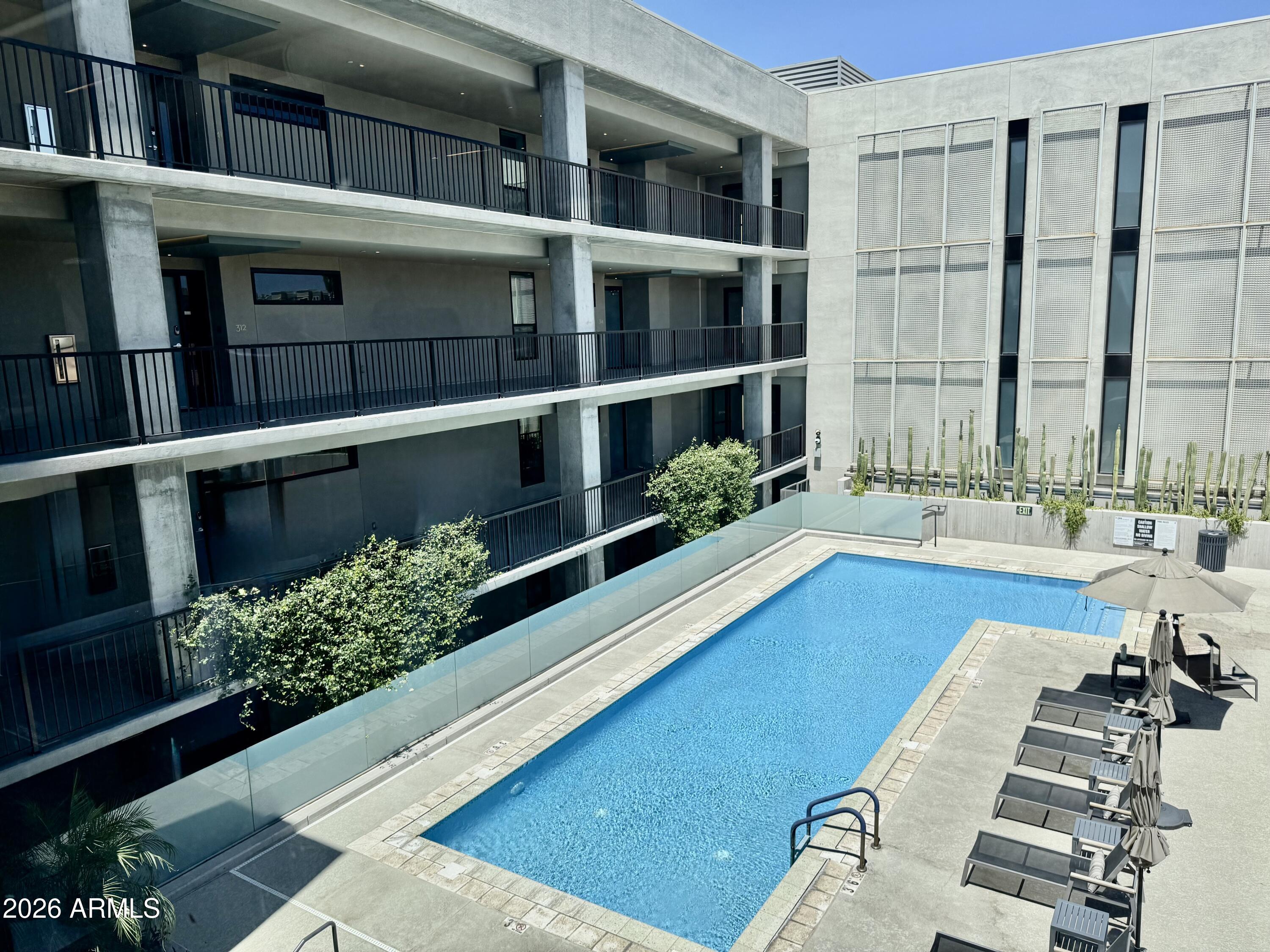 CONTOUR CONDOMINIUMS - Residential
