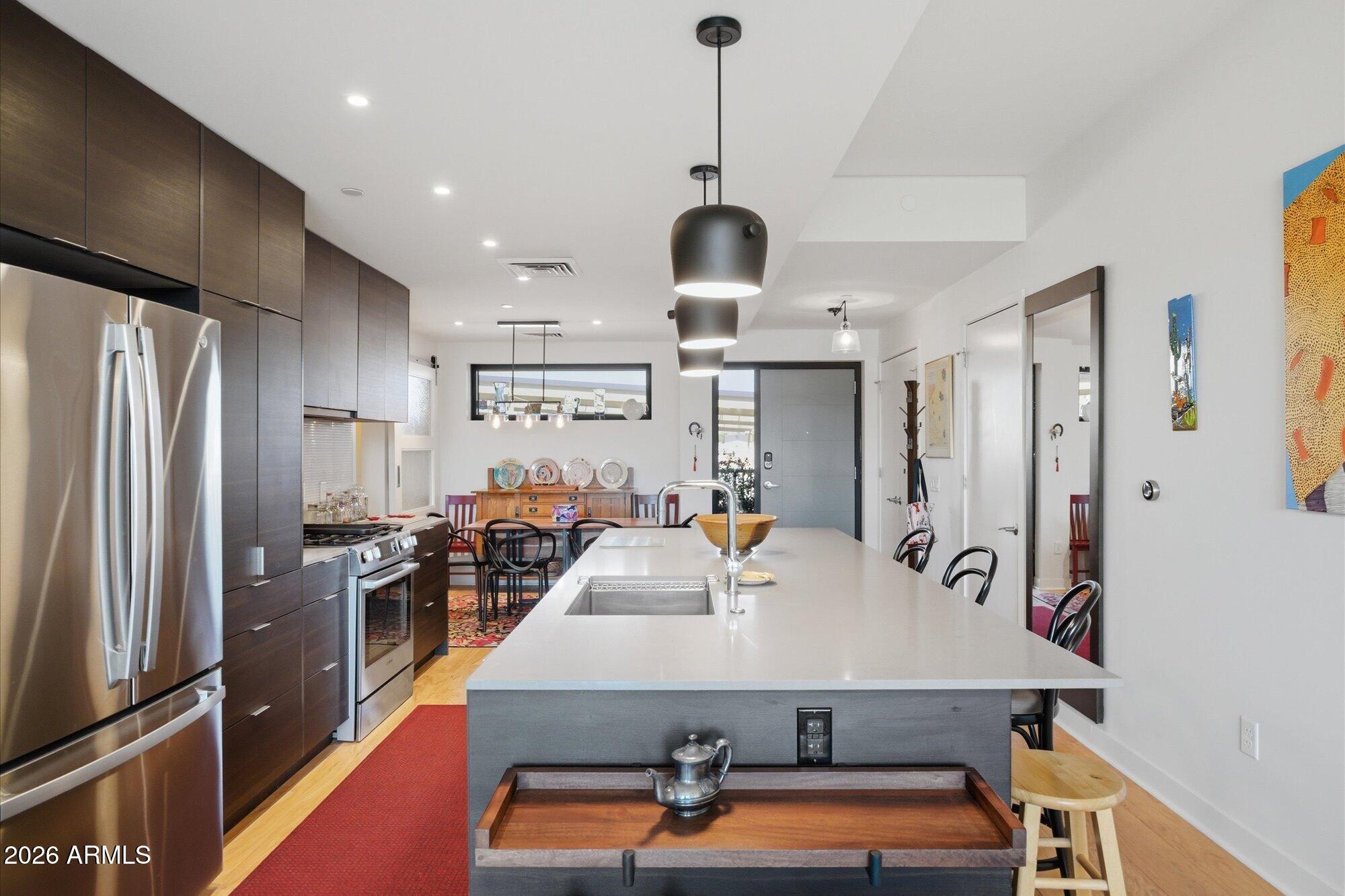 CONTOUR CONDOMINIUMS - Residential