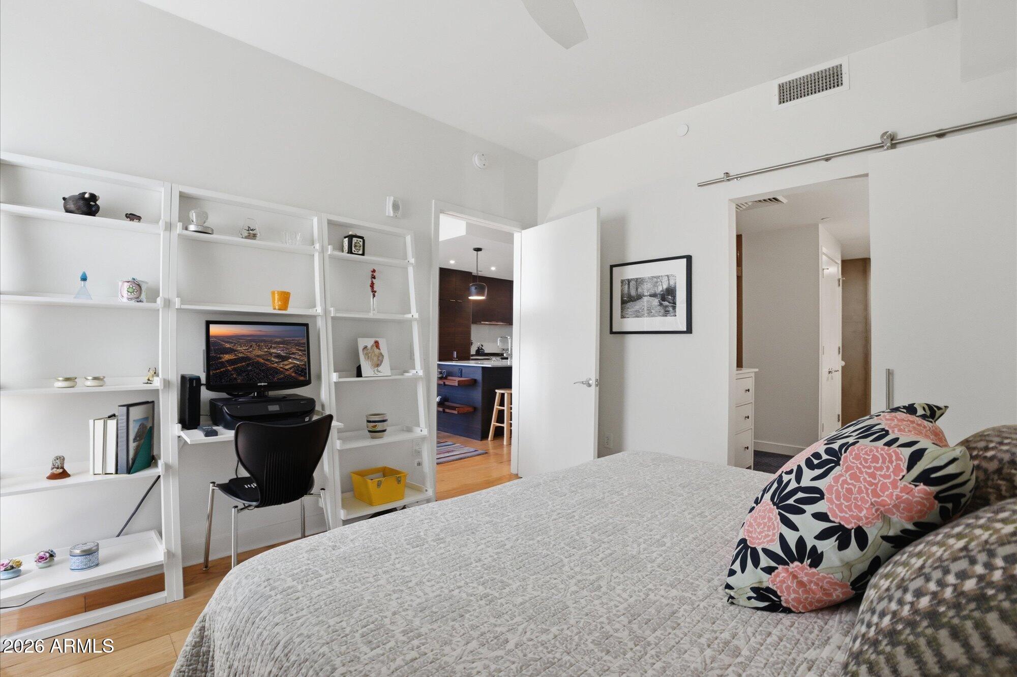 CONTOUR CONDOMINIUMS - Residential