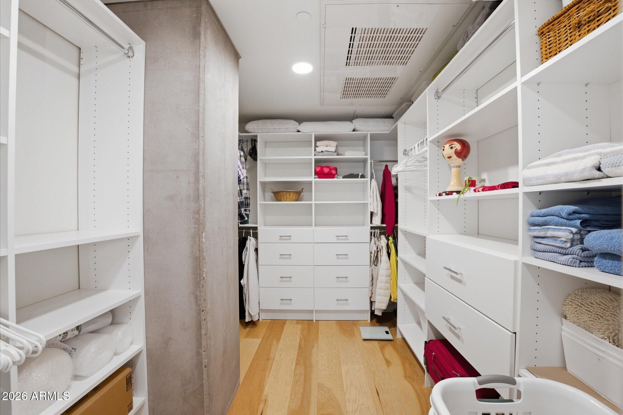 CONTOUR CONDOMINIUMS - Residential
