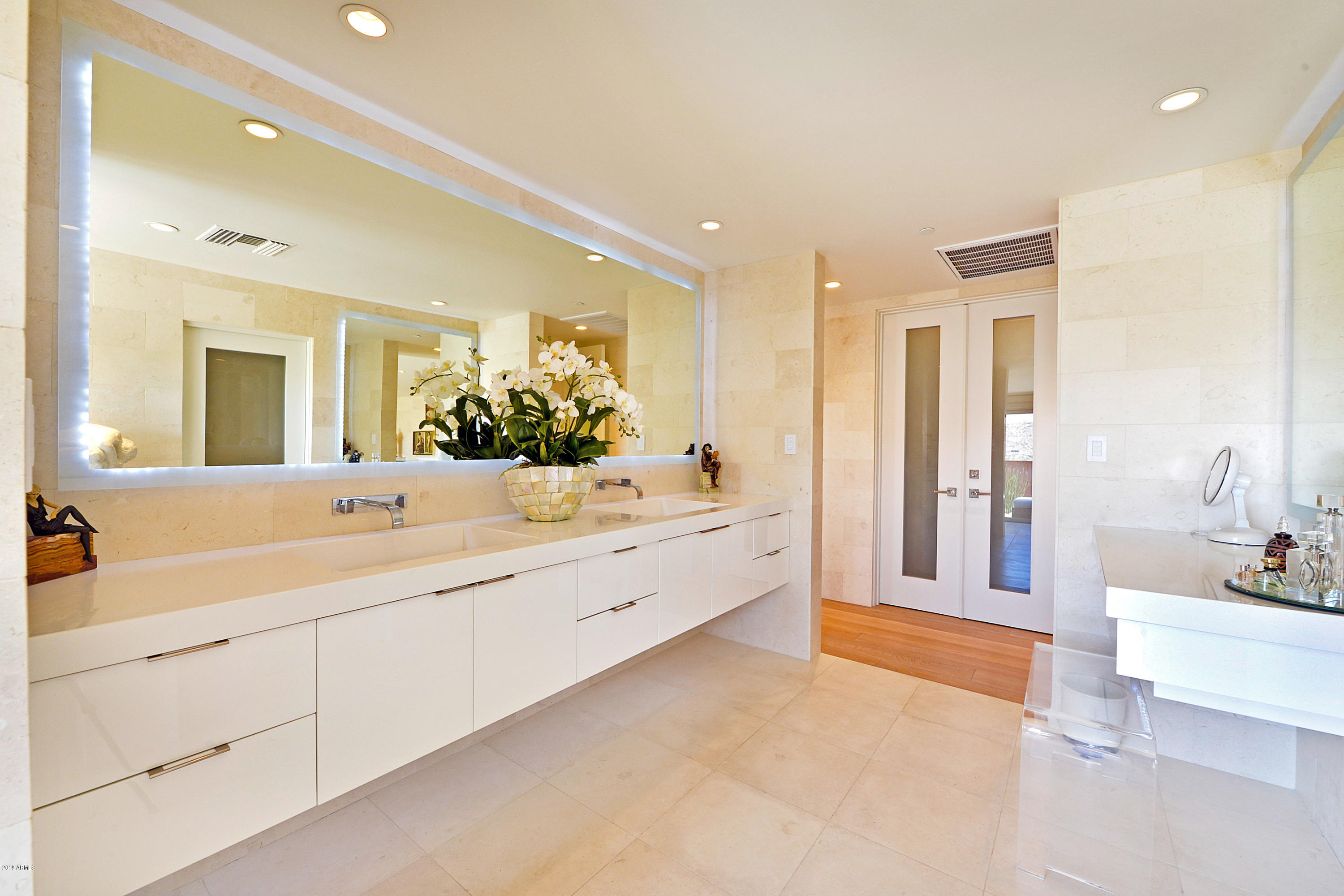 TENNIS RANCH ON CAMELBACK - Residential