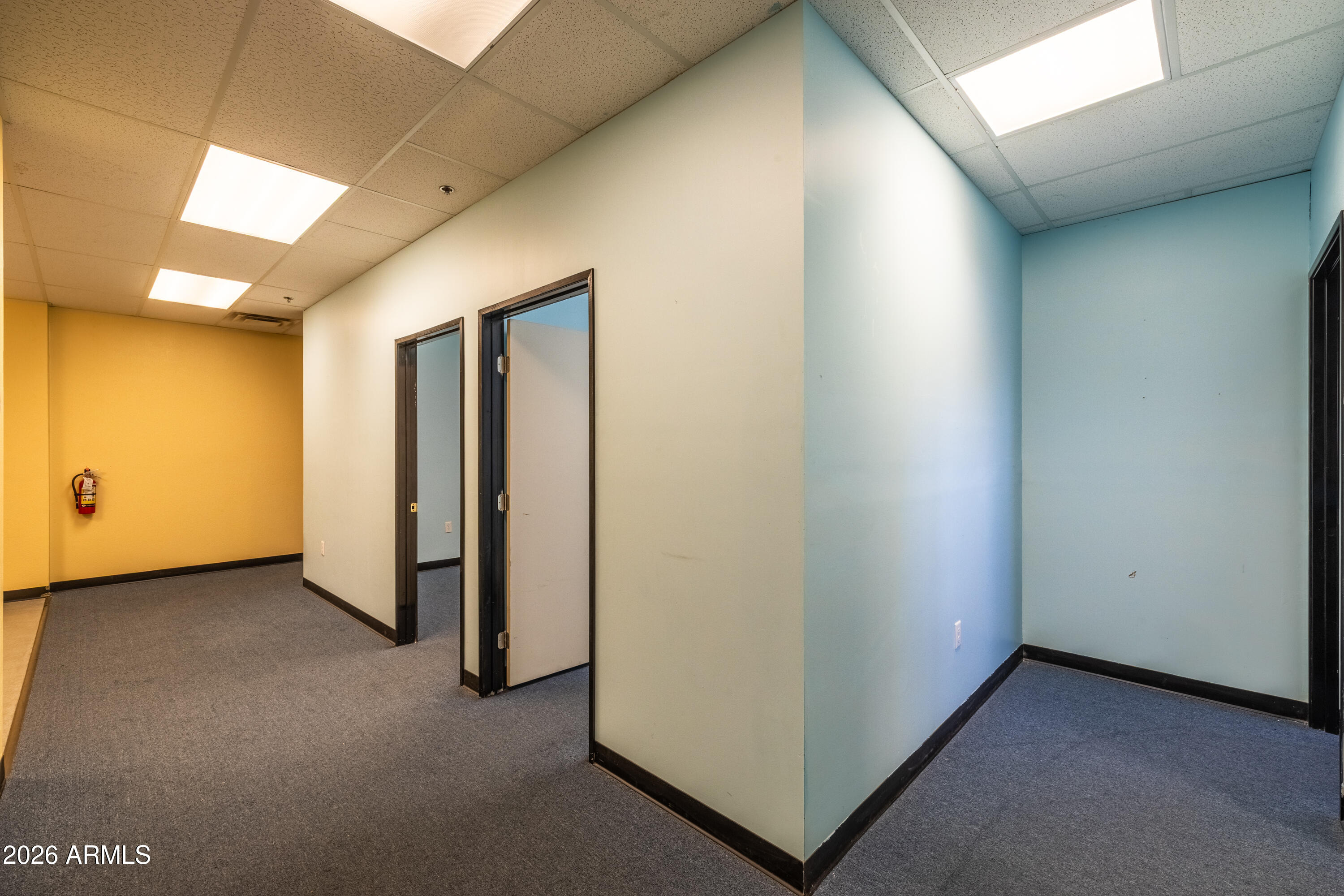 CACTUS GARDENS 4 - Commercial Sale