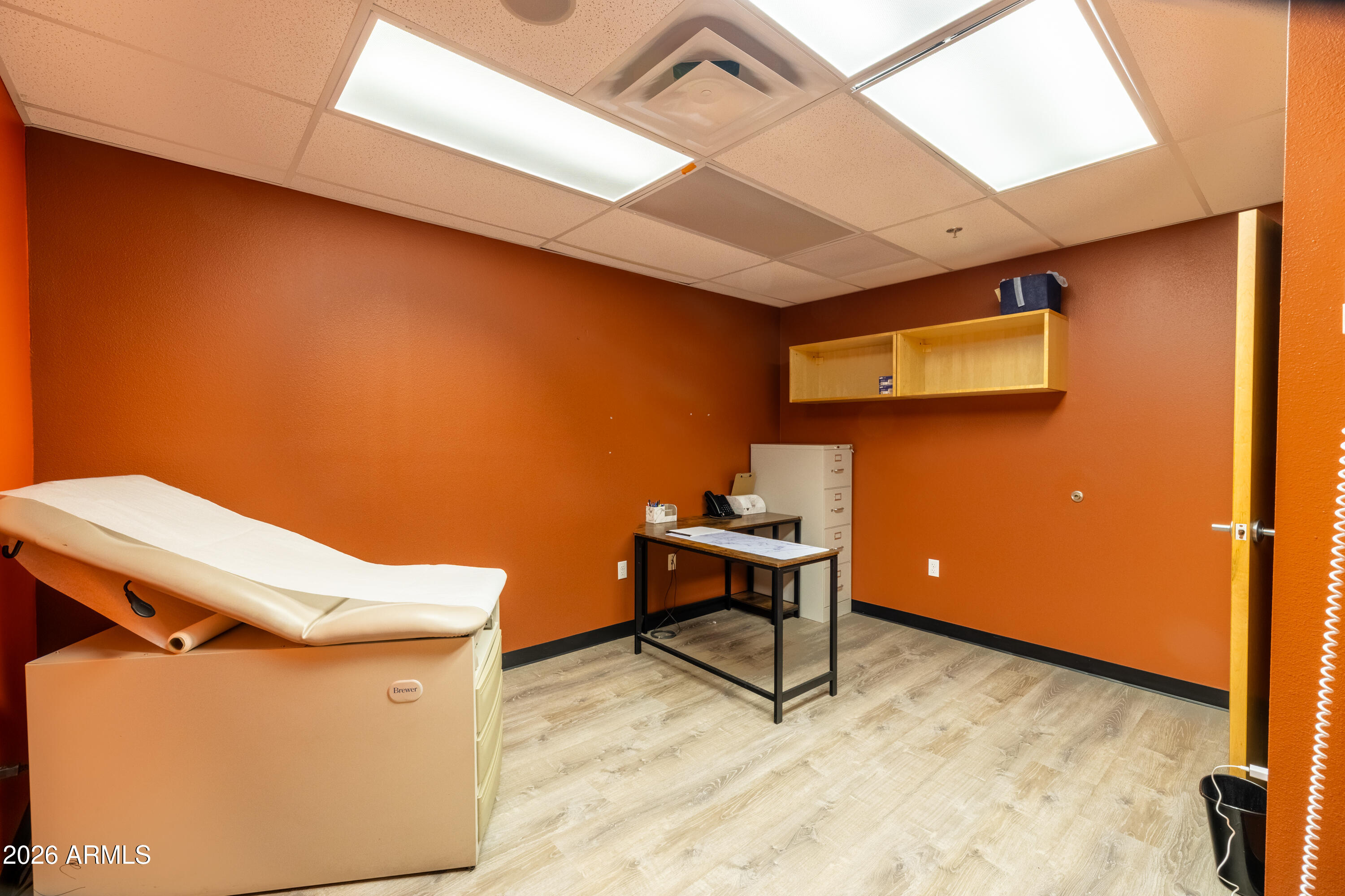 CACTUS GARDENS 4 - Commercial Sale