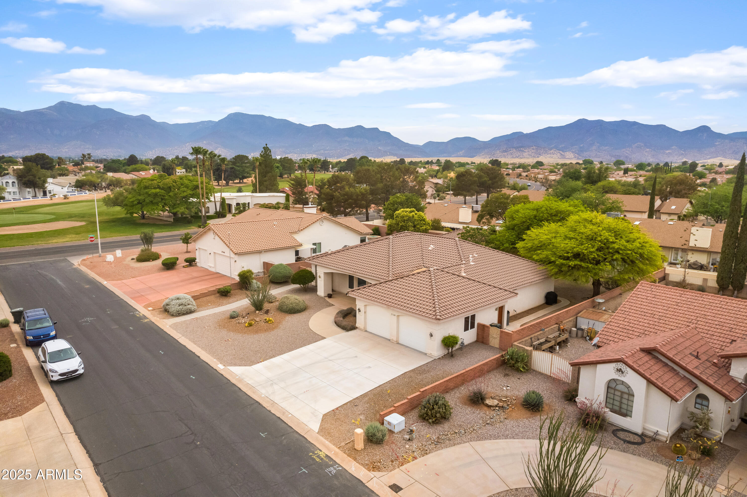FAIRWAY VILLAS - Residential