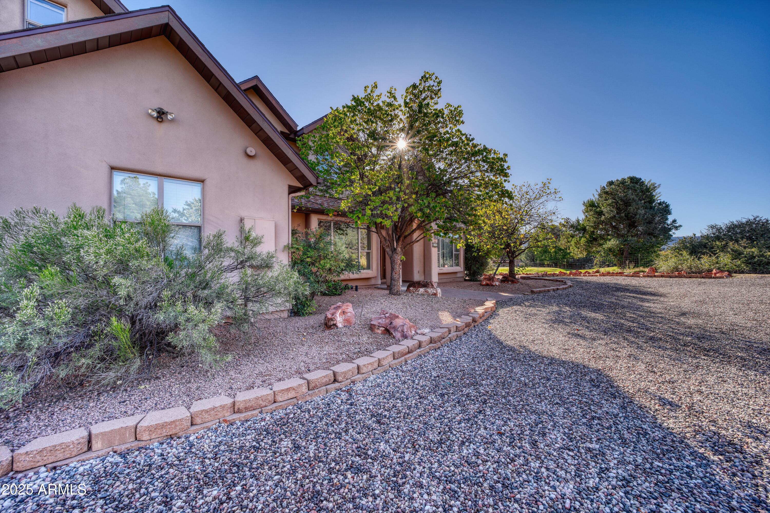 Rancho Rojo - Residential