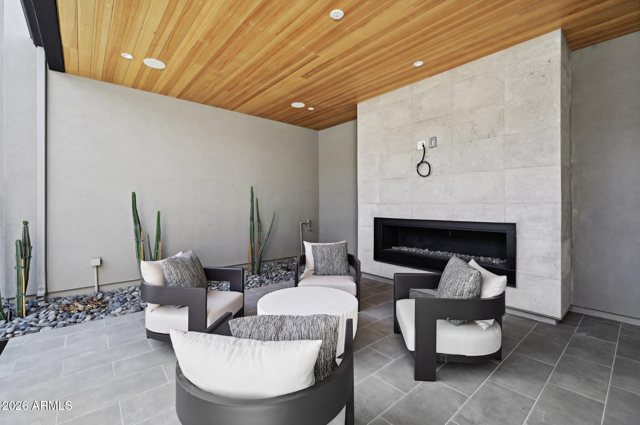 STORYROCK PHASE 1A - Residential