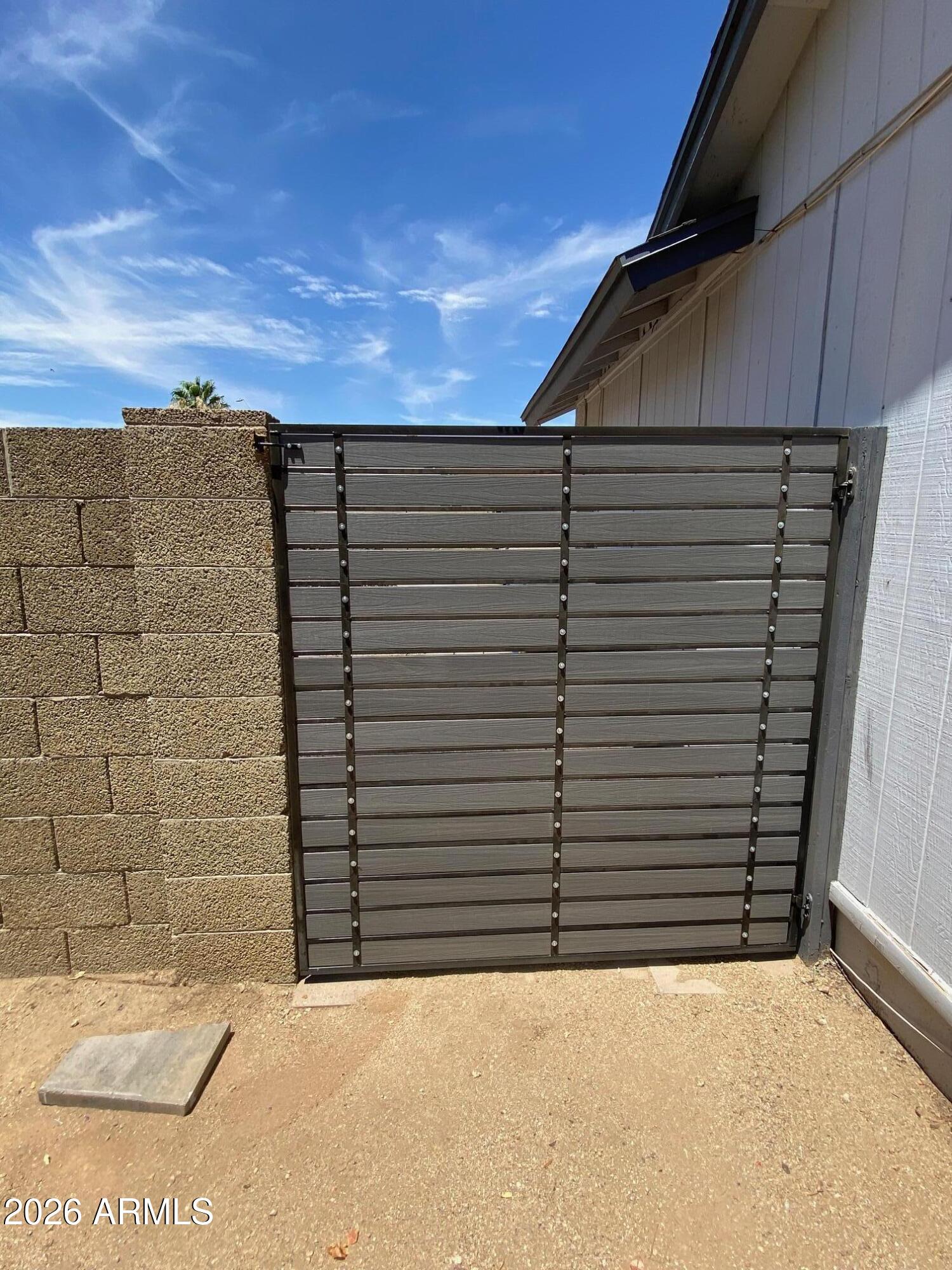 SUNCREST VILLAS EAST UNIT 2 - Residential Lease