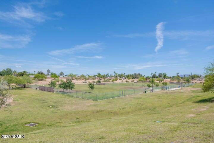 SUNCREST VILLAS EAST UNIT 2 - Residential Lease