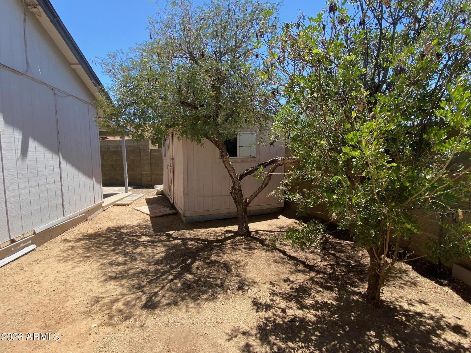 SUNCREST VILLAS EAST UNIT 2 - Residential Lease