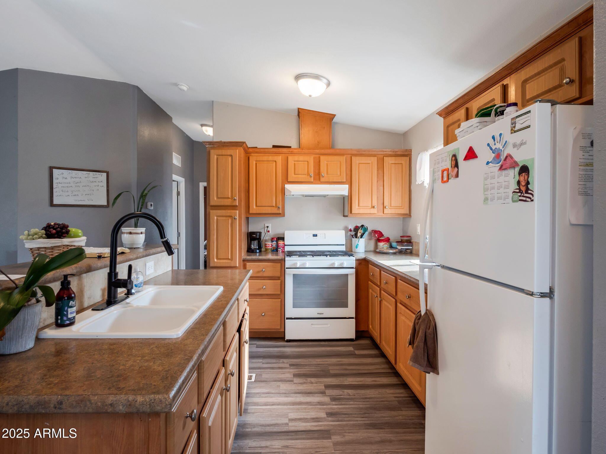 LAZY RIVER ACRES - Residential