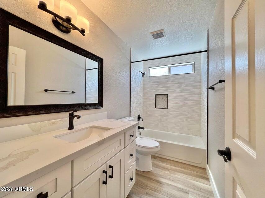 KNOELL SCOTTSDALE UNIT 2 - Residential Lease