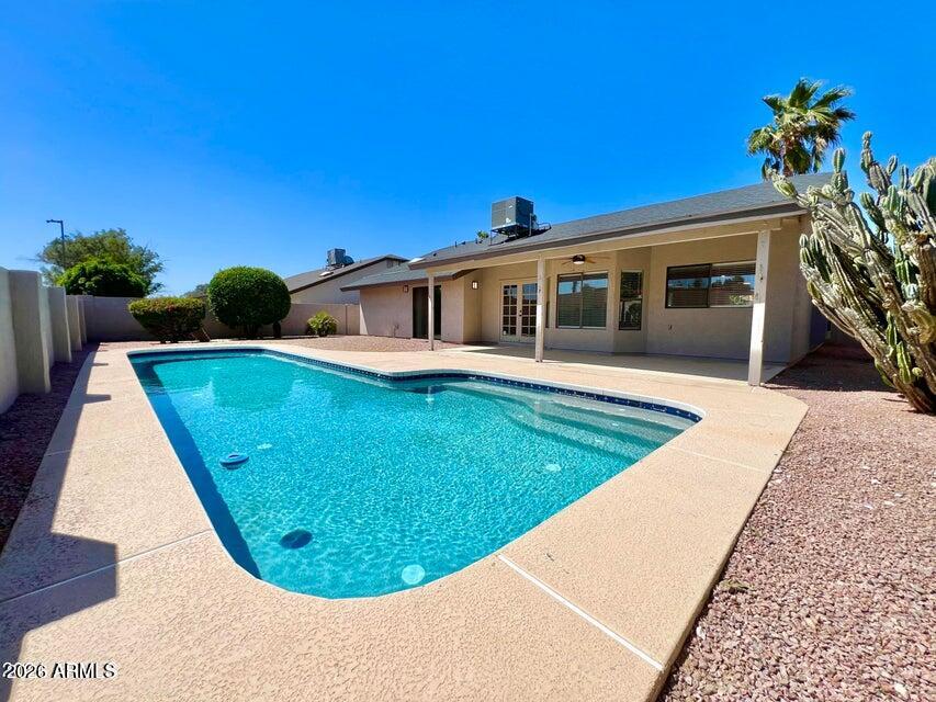 KNOELL SCOTTSDALE UNIT 2 - Residential Lease