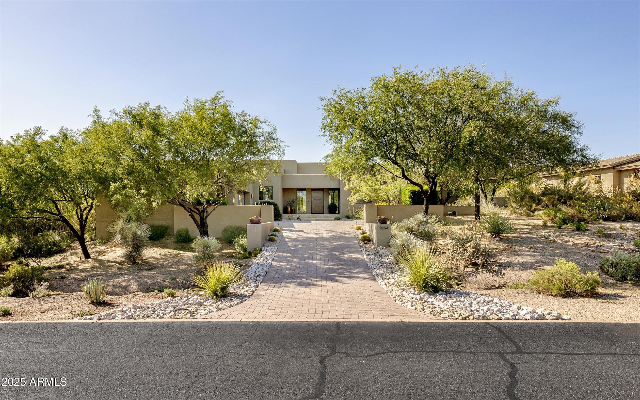 DESERT MOUNTAIN - Residential