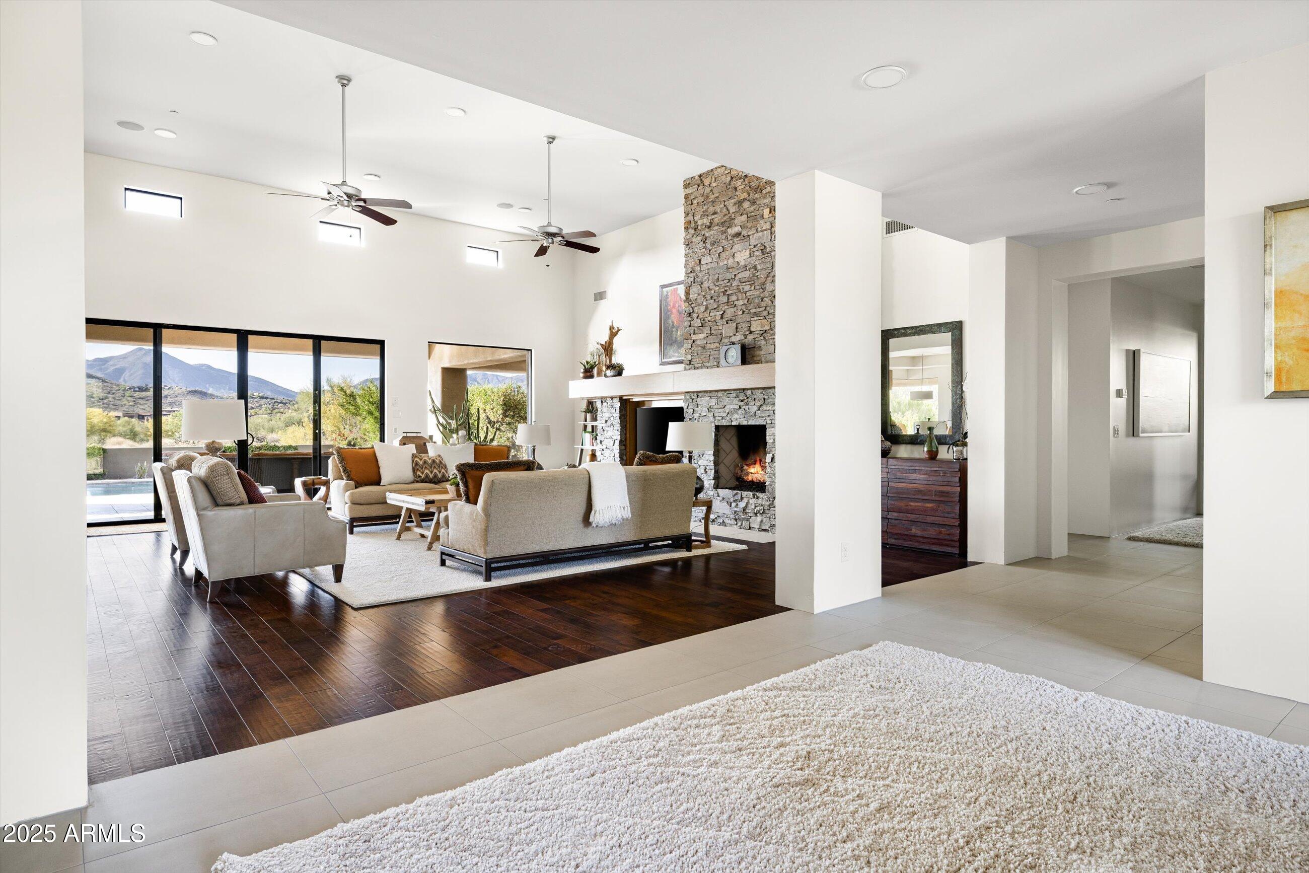 DESERT MOUNTAIN - Residential