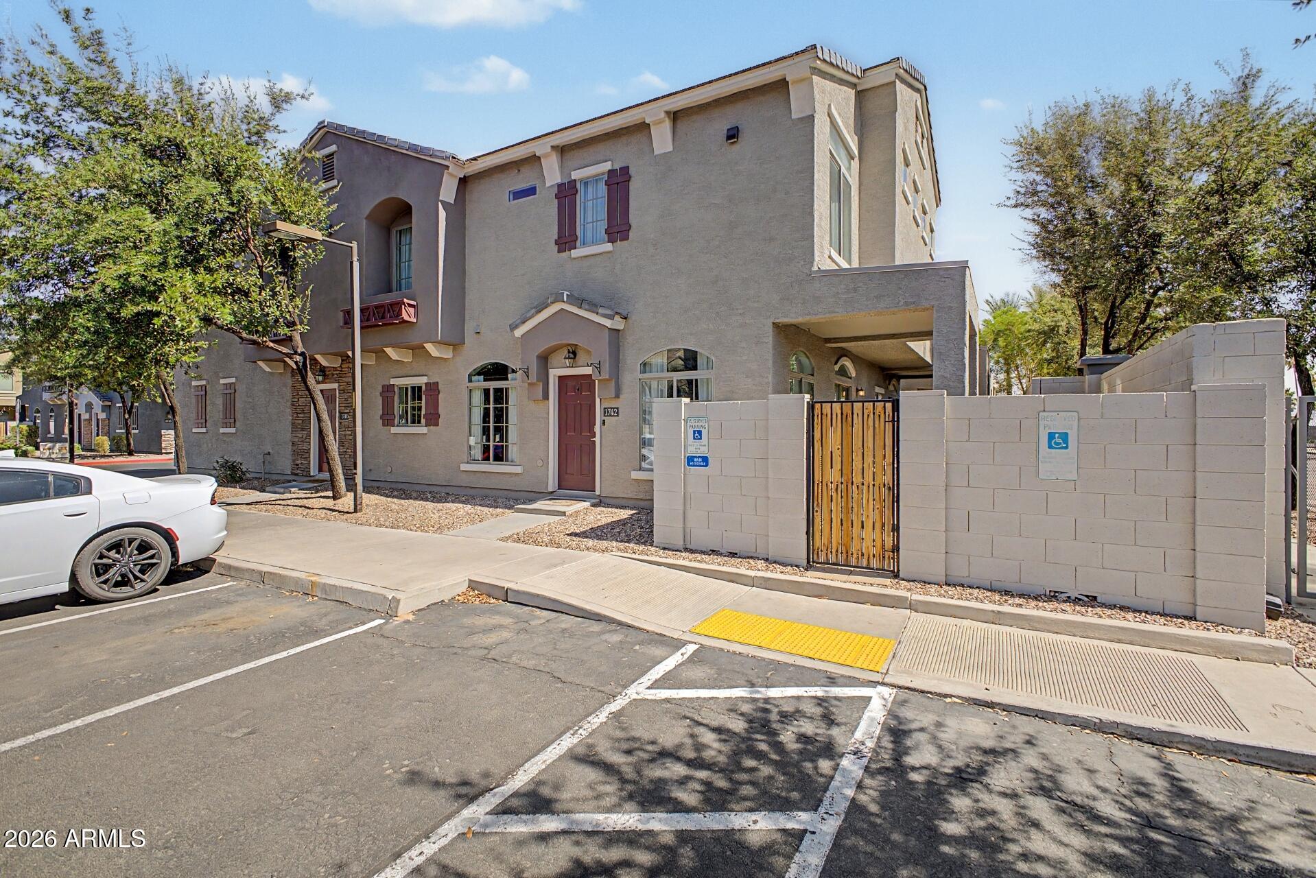 VILLAGIO AT TEMPE CONDOMINIUM AMD - Residential