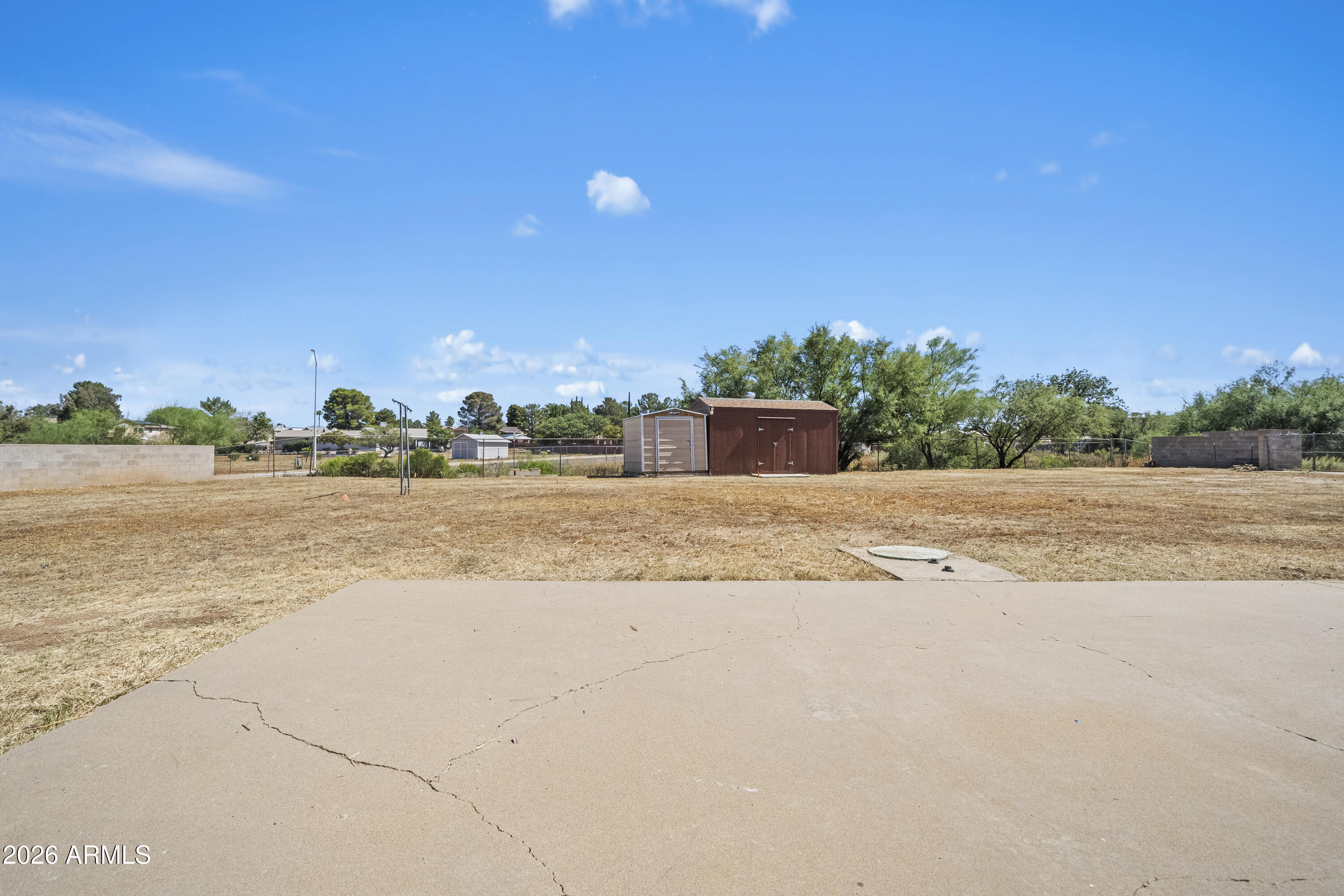 TOWN & COUNTRY ESTATES 4 - Residential