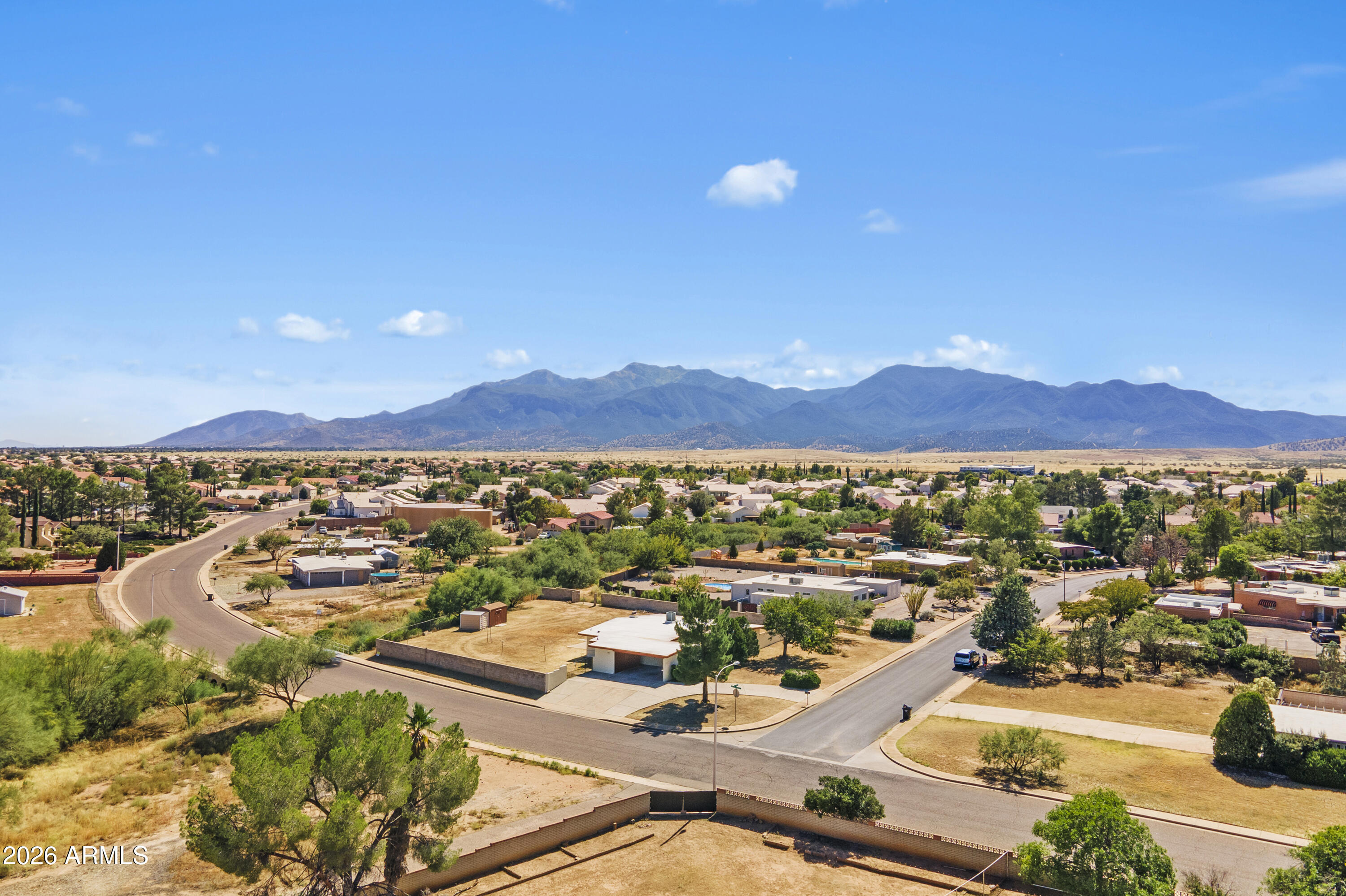 TOWN & COUNTRY ESTATES 4 - Residential