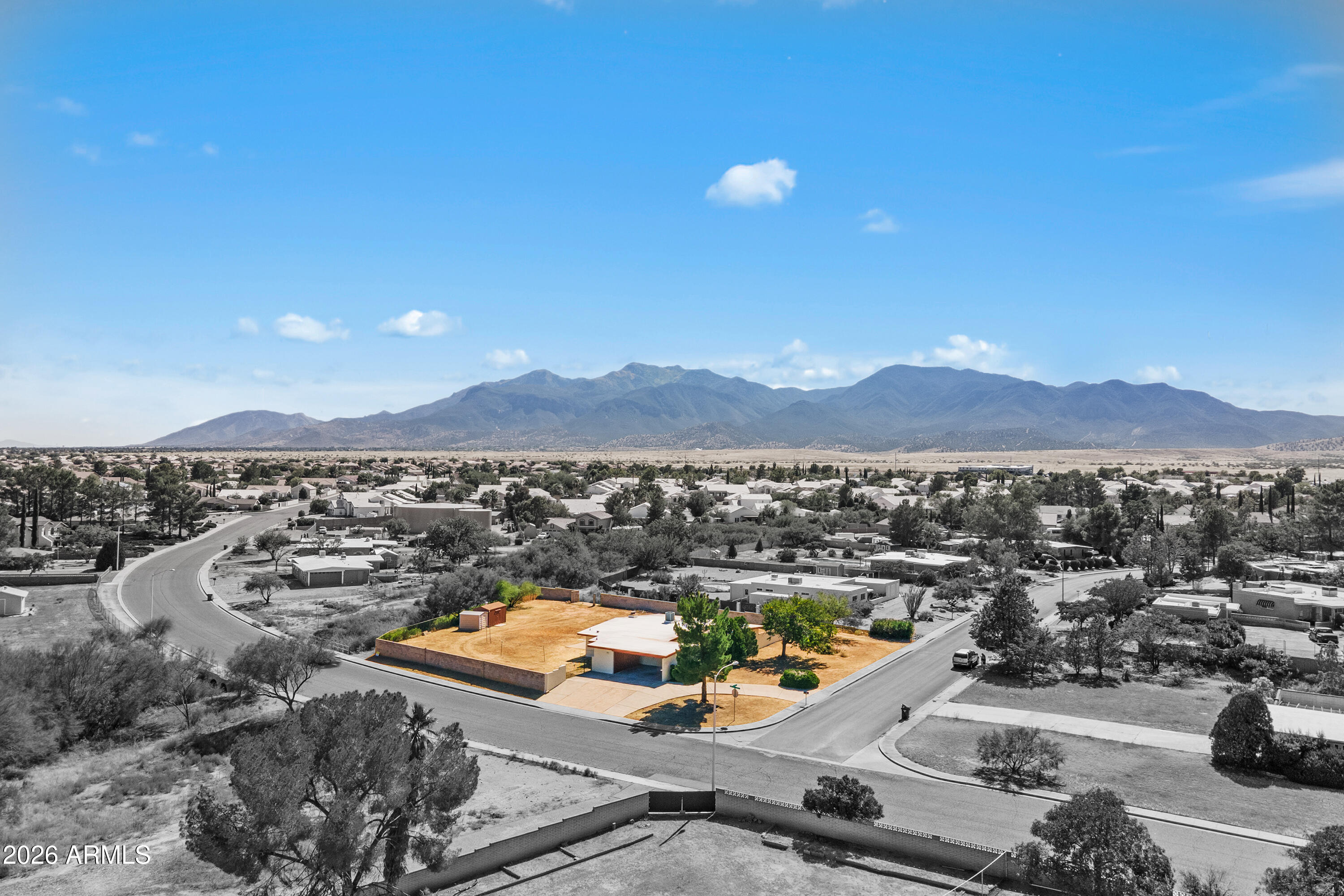 TOWN & COUNTRY ESTATES 4 - Residential