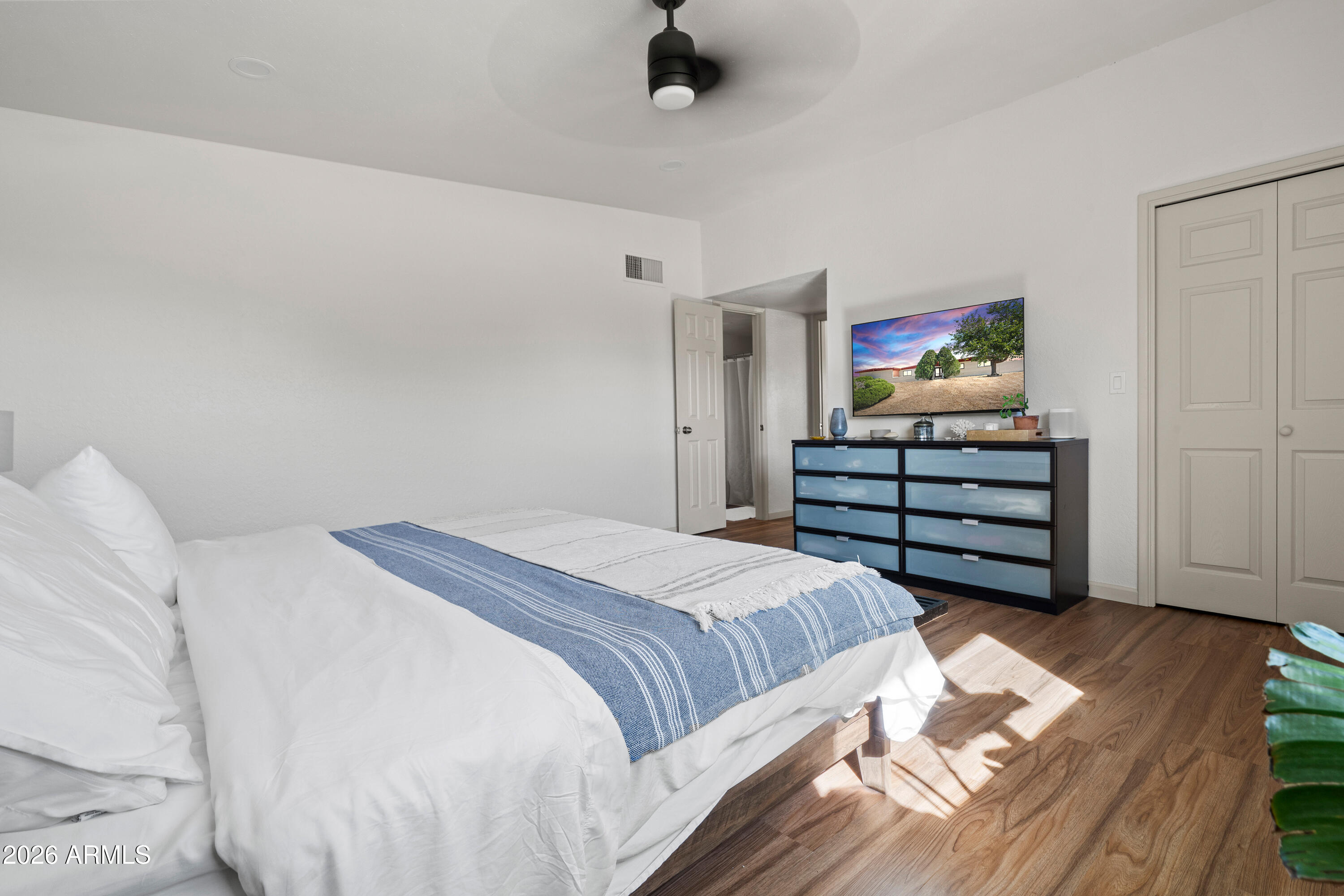 TOWN & COUNTRY ESTATES 4 - Residential