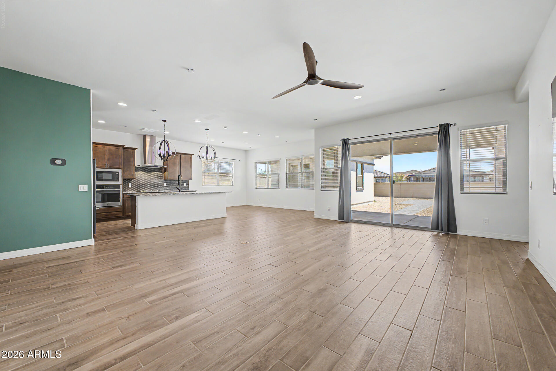 NORTH CREEK - Residential