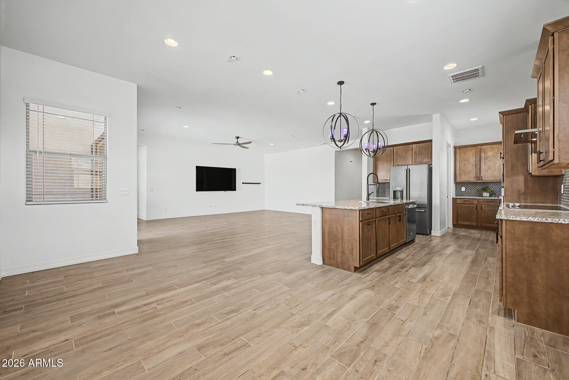 NORTH CREEK - Residential