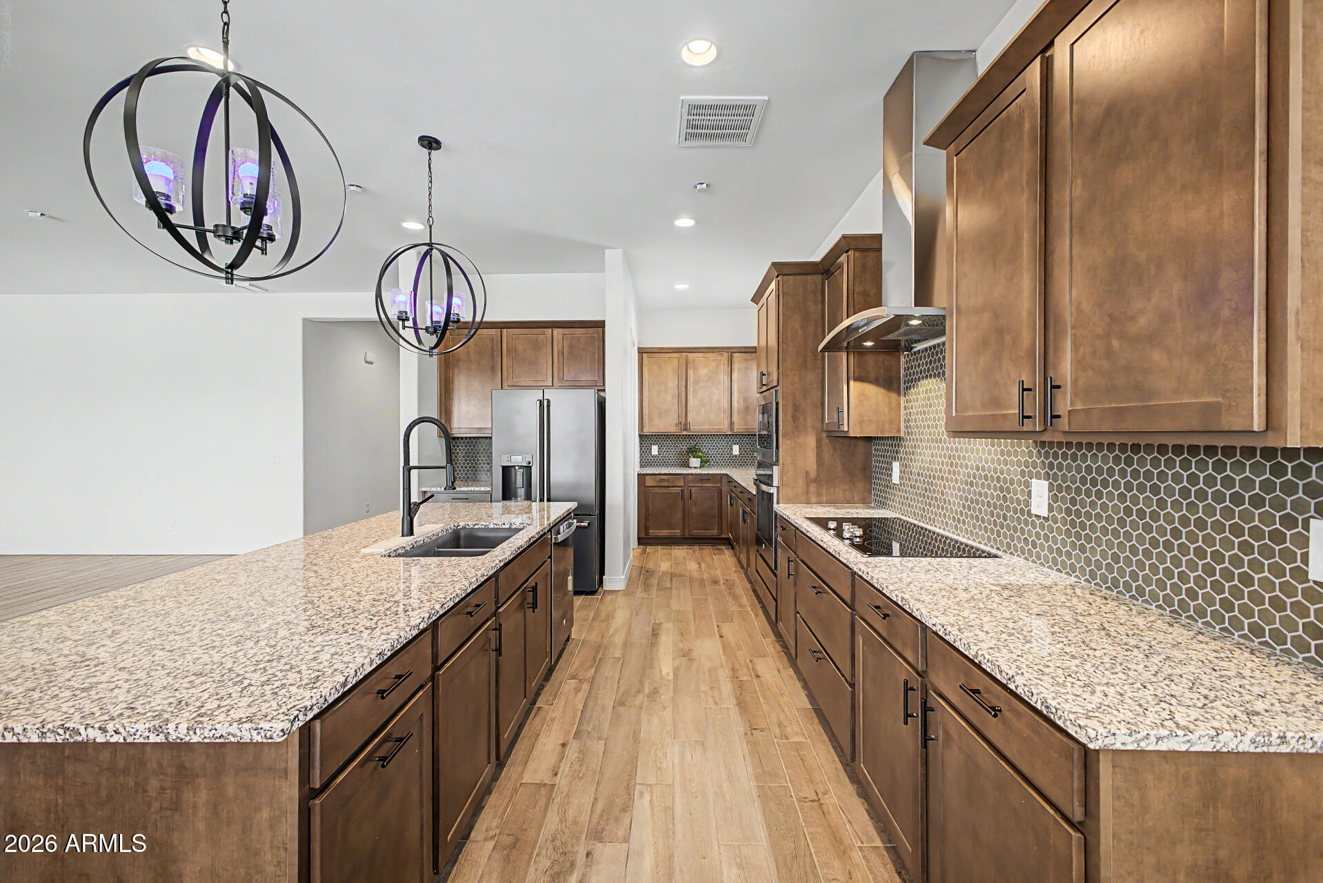 NORTH CREEK - Residential
