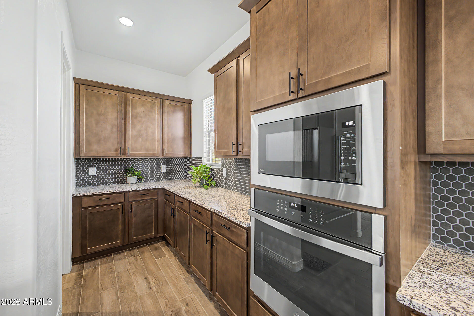 NORTH CREEK - Residential