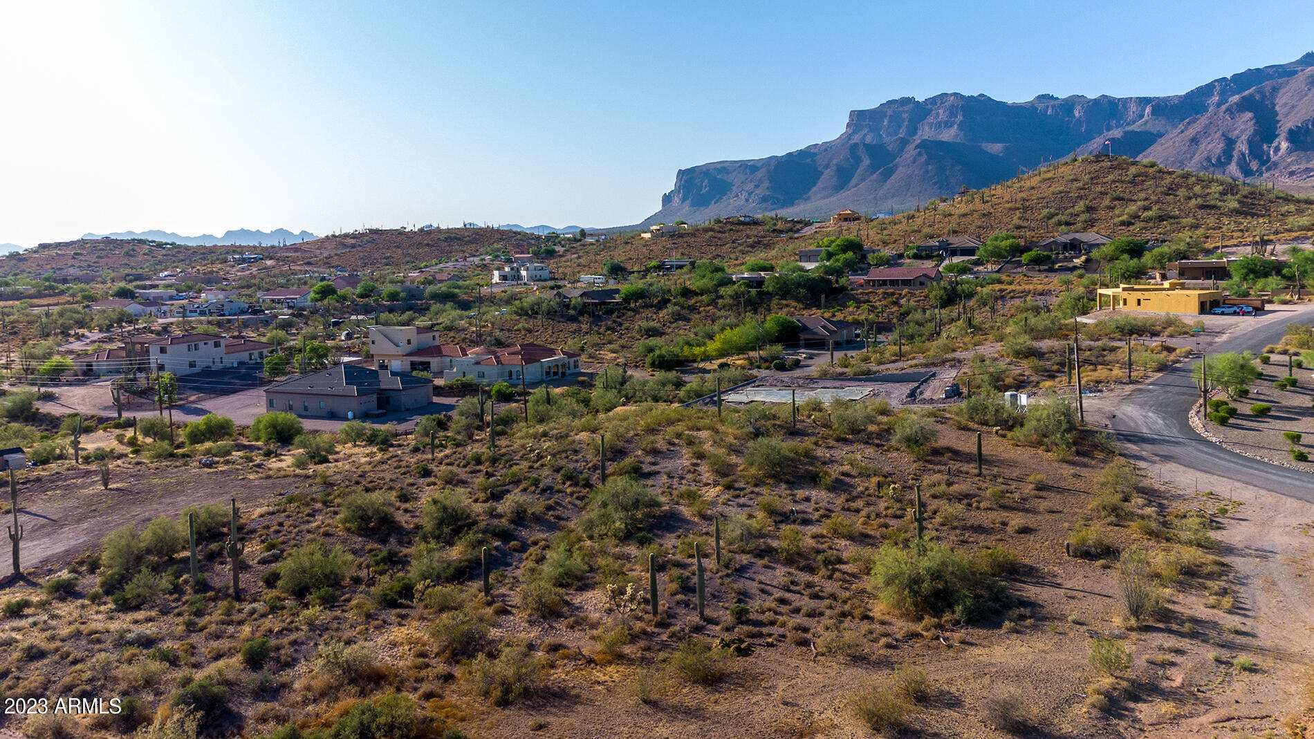 Wow! 1.25 Acre Lot with Mountain Views located in the Heart of Gold Canyon, NO HOA and near Gold Canyon Golf Resort & Spa! This beautiful lot is ready for your custom home in an RV friendly community. ***LOCATED IN THE HEART of GOLD CANYON, close to the AWESOME GC Golf Resort, which offers two 18-hole Championship golf courses, Dinosaur Mountain and Sidewinder and ...Expansive PATIO DINING with amazing views, fire pits & some of the most beautiful sunsets Arizona has to offer!